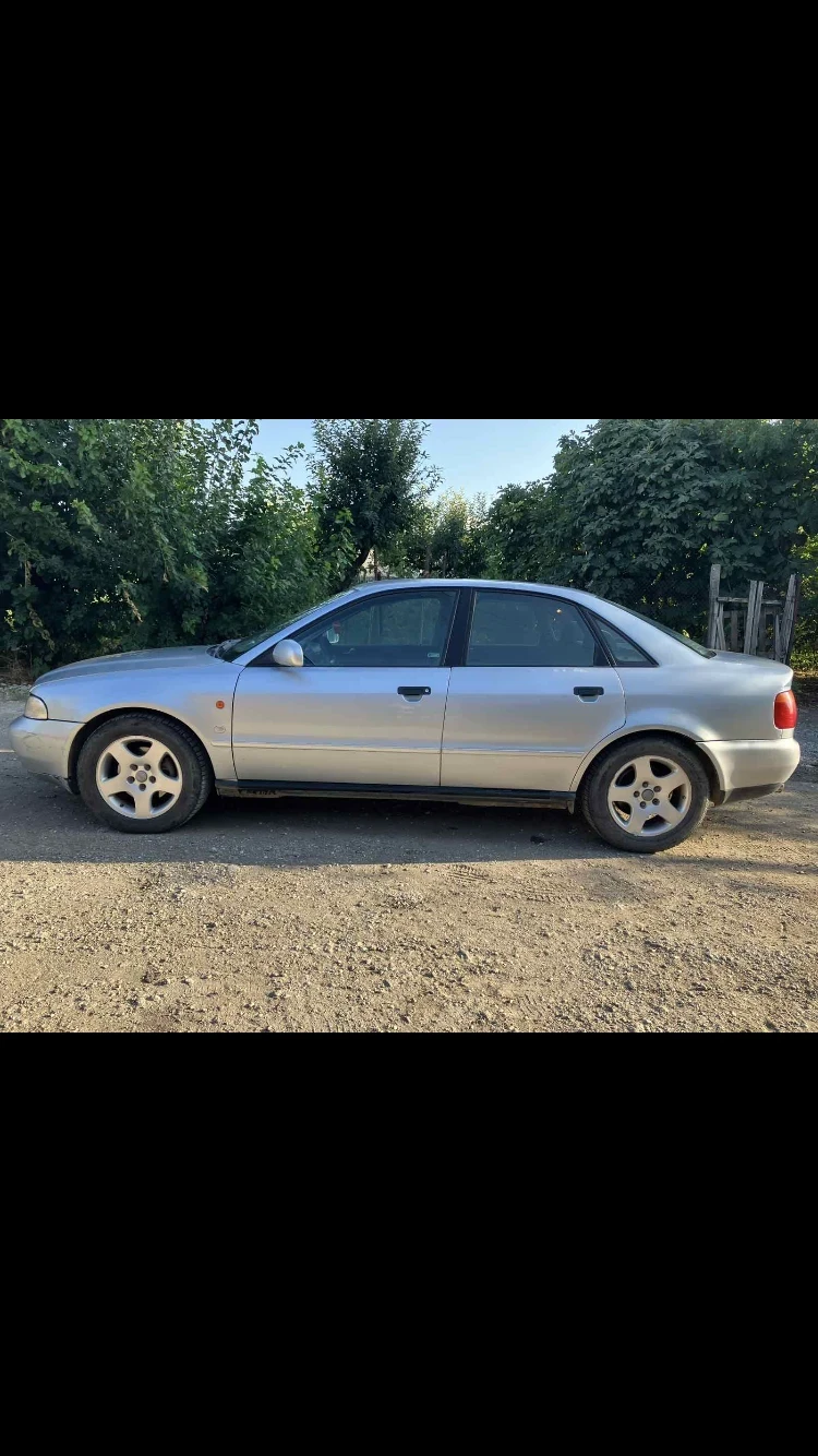 Audi A4 1.8T, снимка 2 - Автомобили и джипове - 55712322