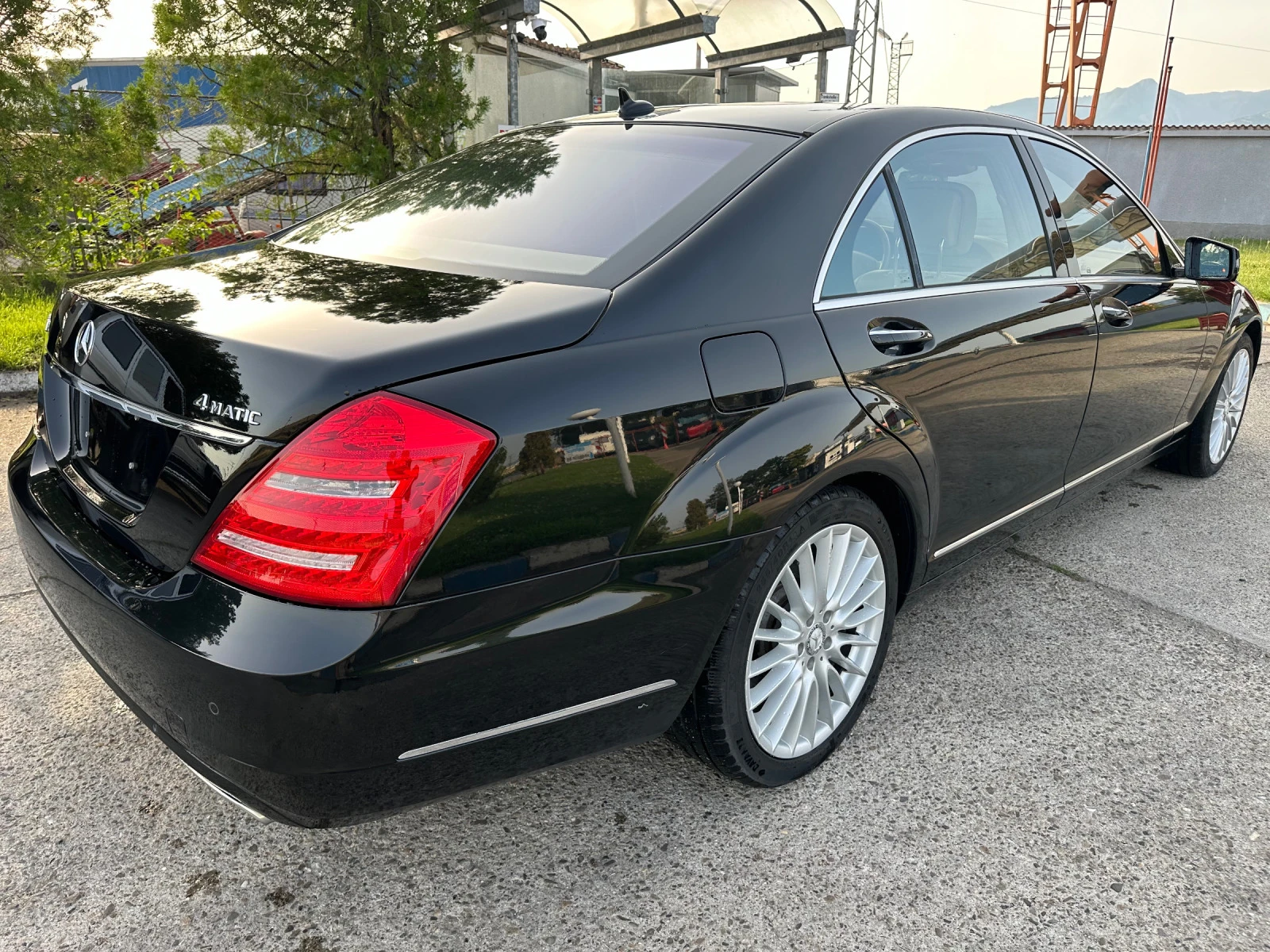 Mercedes-Benz S 550  - изображение 4