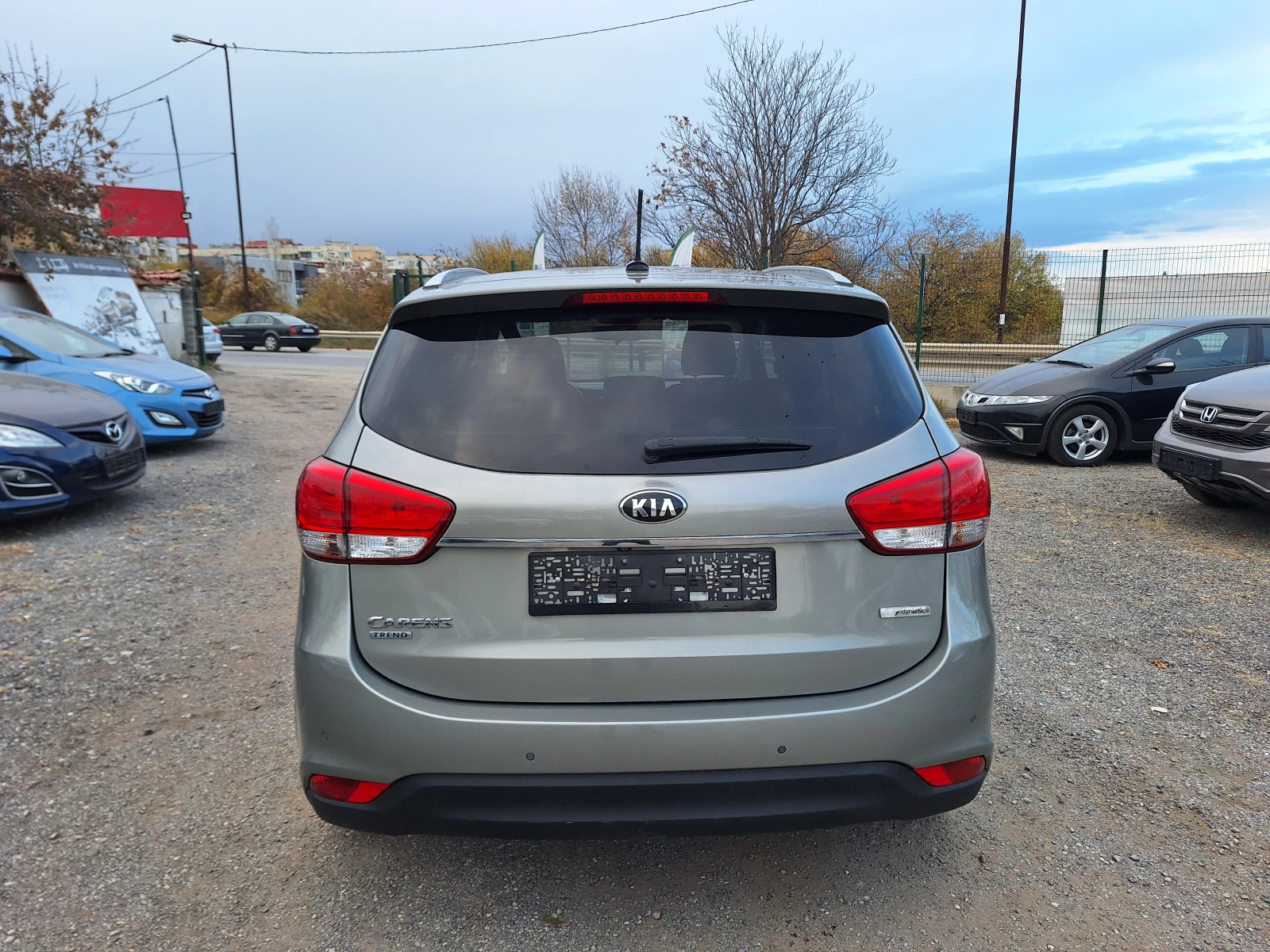 Kia Carens 1.6 i -NAVI - 7 местен - изображение 5