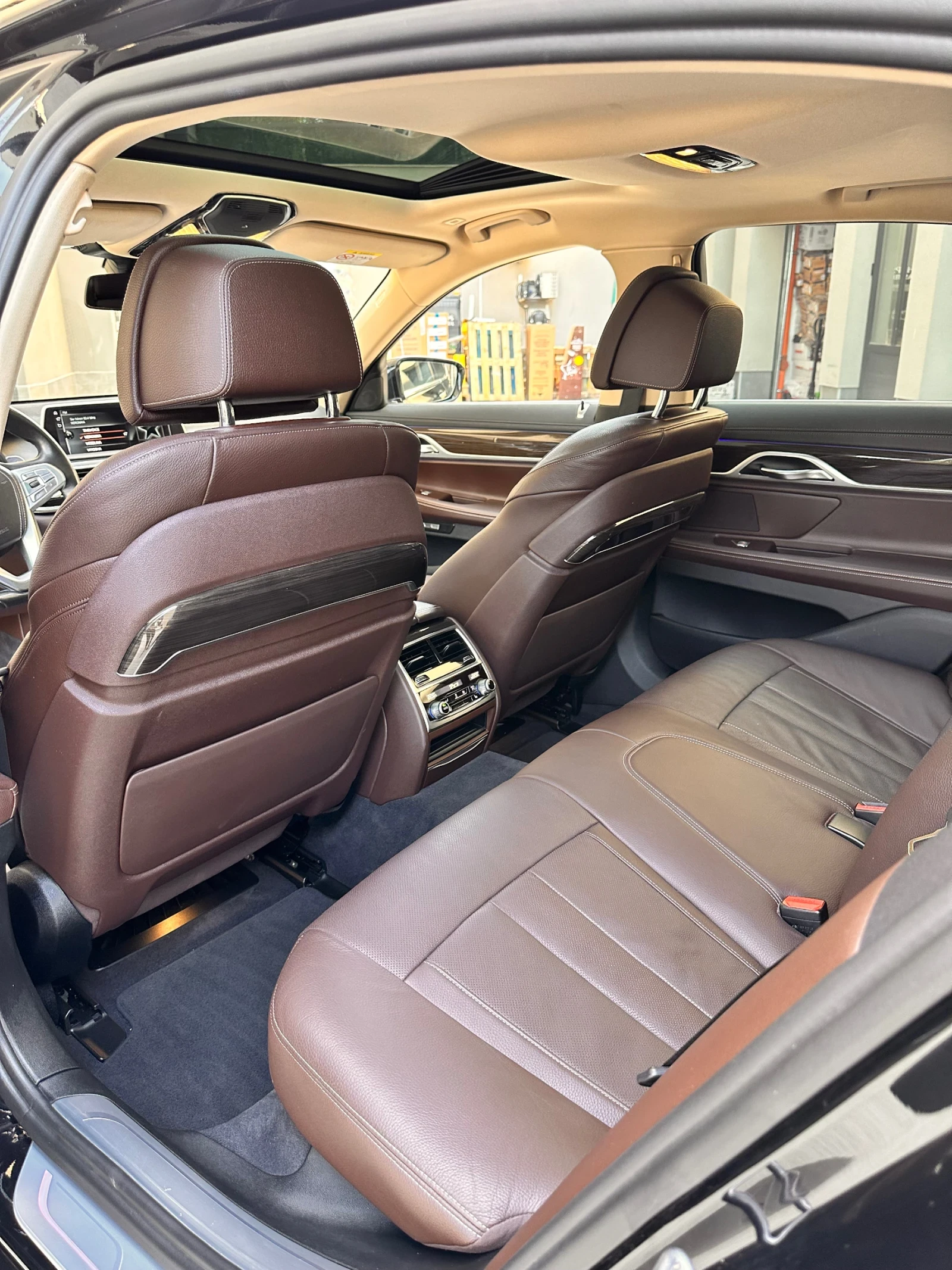 BMW 750 Внос от Германия - изображение 8