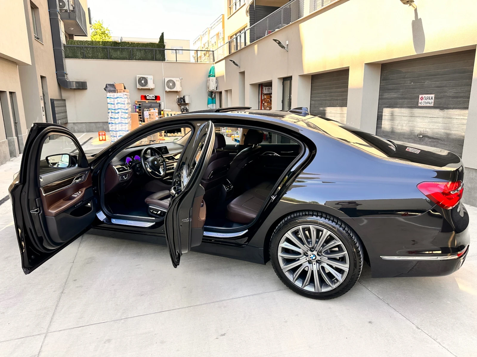 BMW 750 Внос от Германия - изображение 4