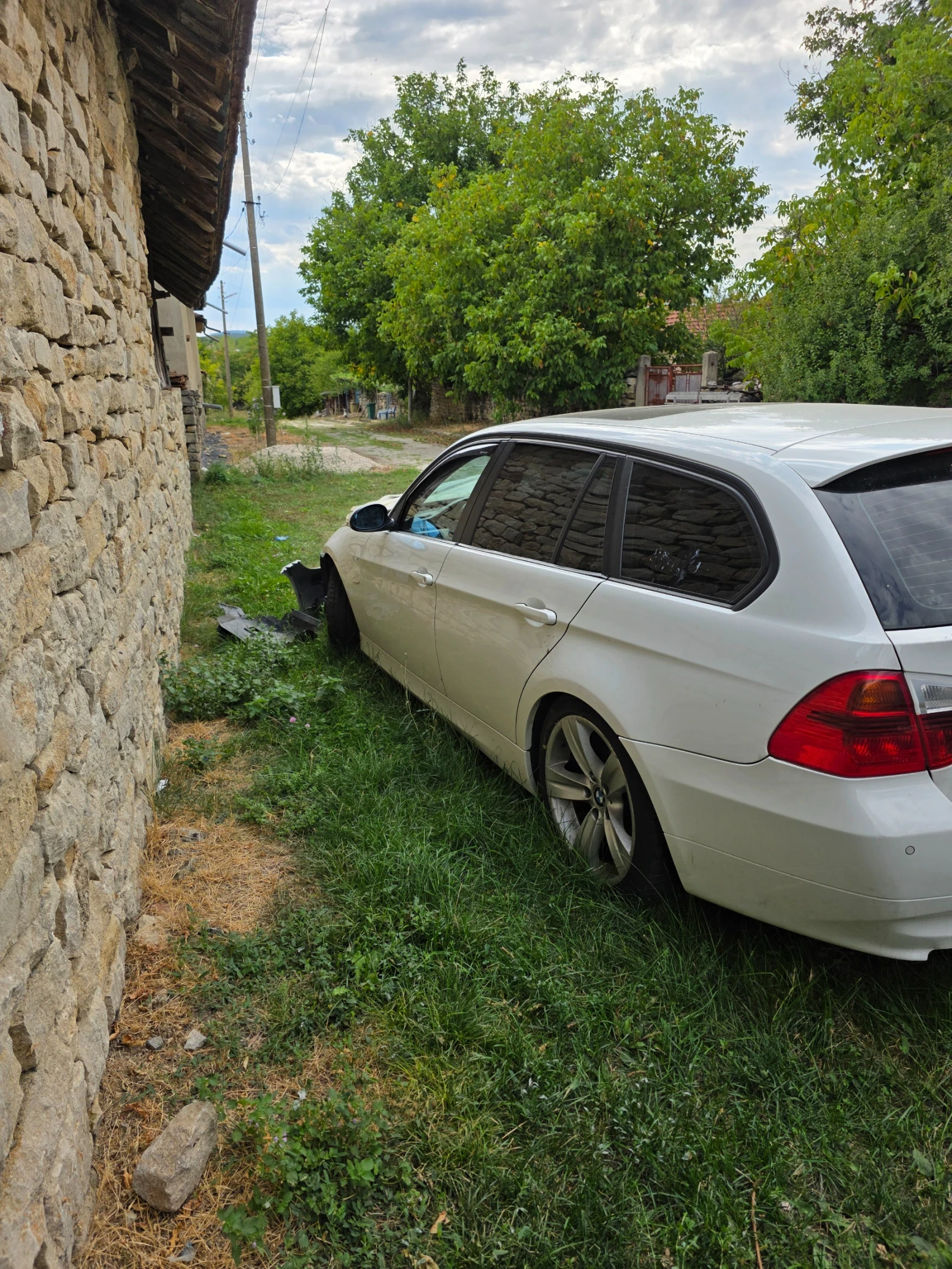 BMW 320  - изображение 4