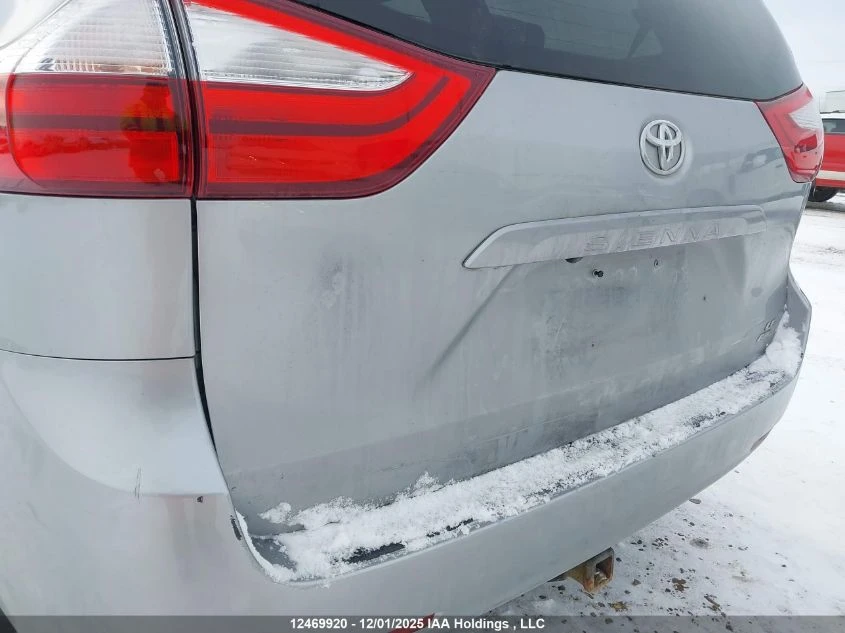 Toyota Sienna 3.5I  - изображение 5