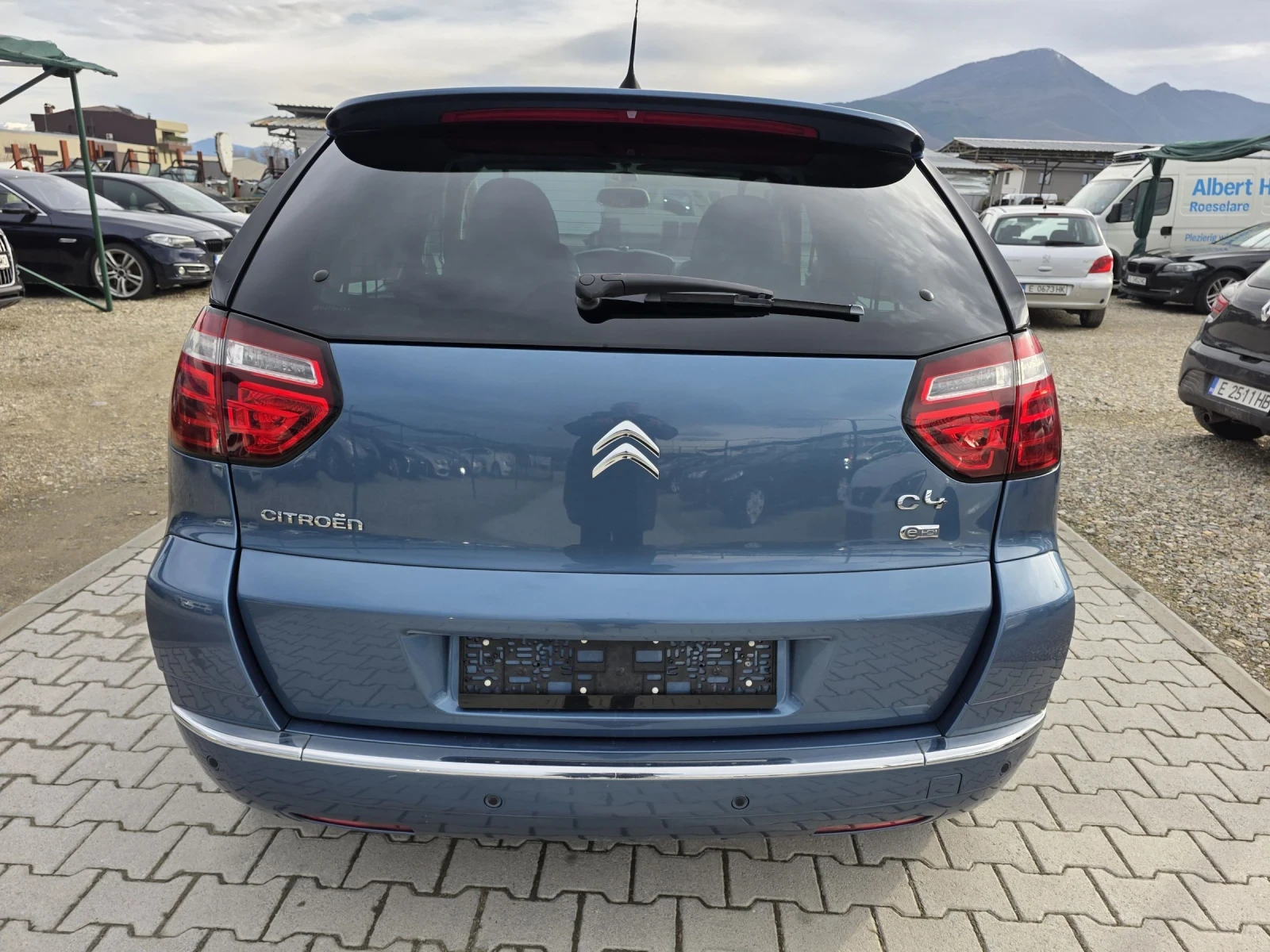 Citroen C4 Picasso 1.6HDi Navi Exclusive Лизинг - изображение 6