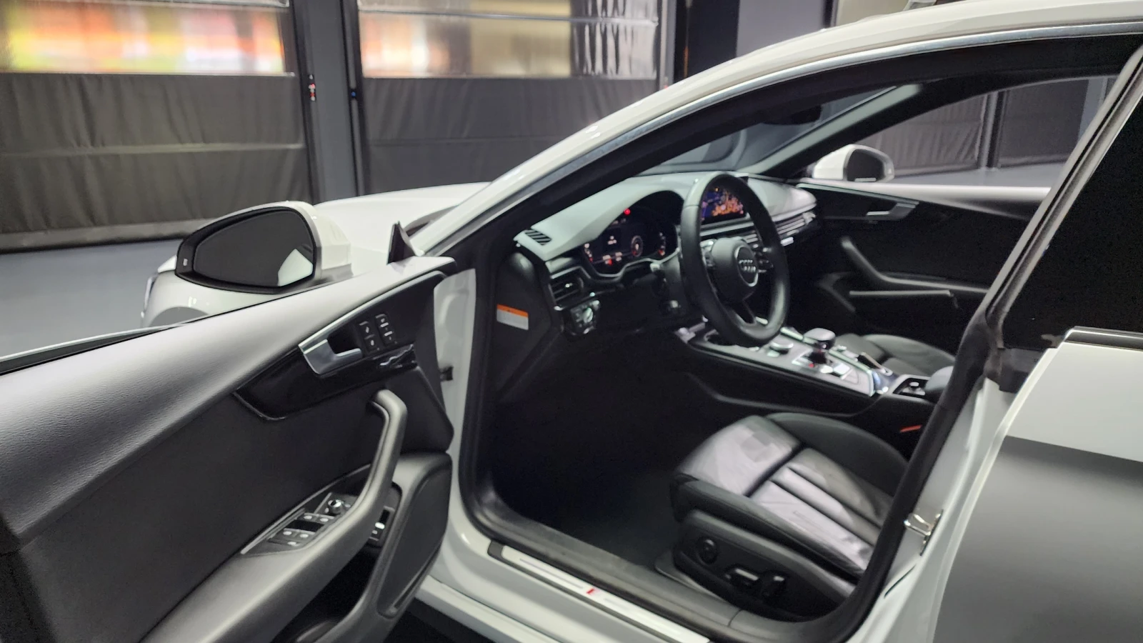 Audi A5 45TFSI / 4x4 / Пълна сервизна история !!! - изображение 5