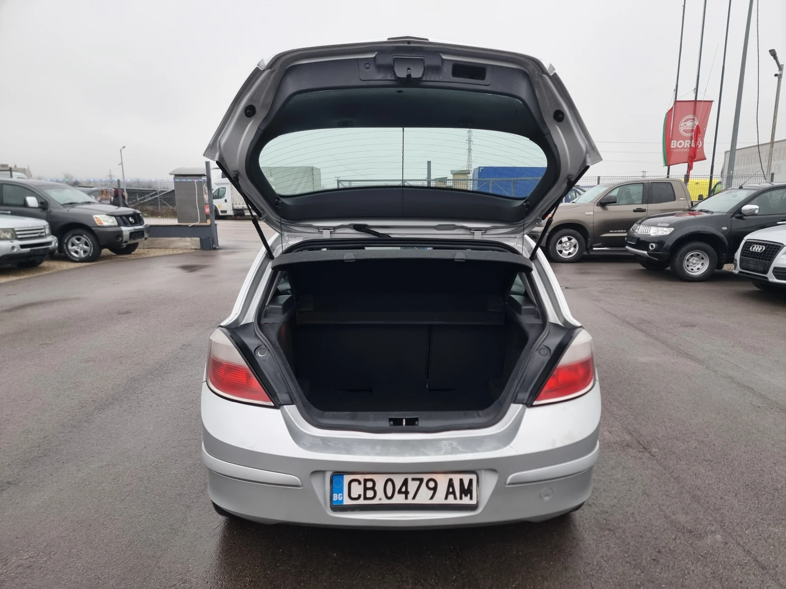 Opel Astra 1.7CDTI, снимка 13 - Автомобили и джипове - 53859271