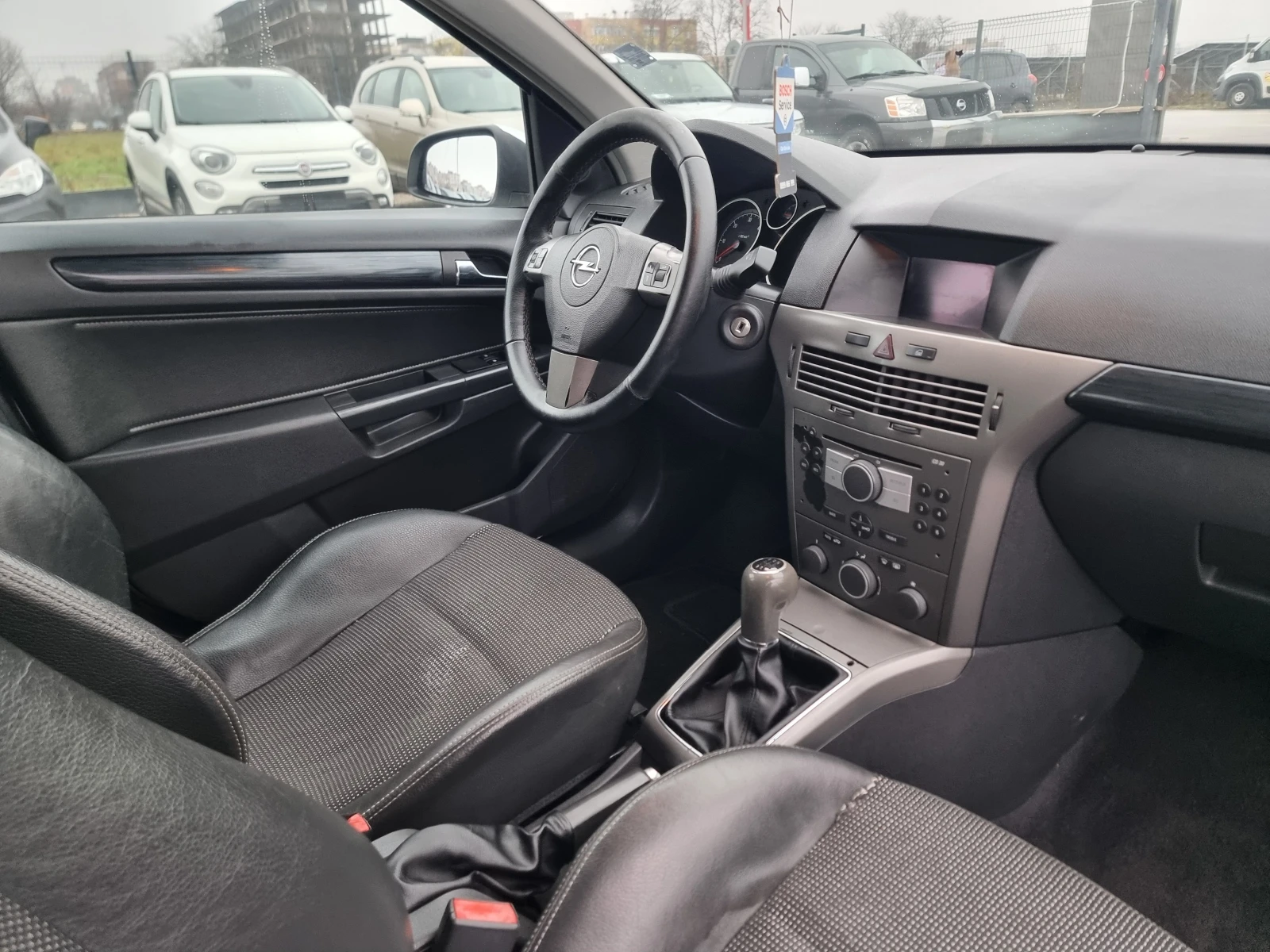 Opel Astra 1.7CDTI, снимка 16 - Автомобили и джипове - 53859271