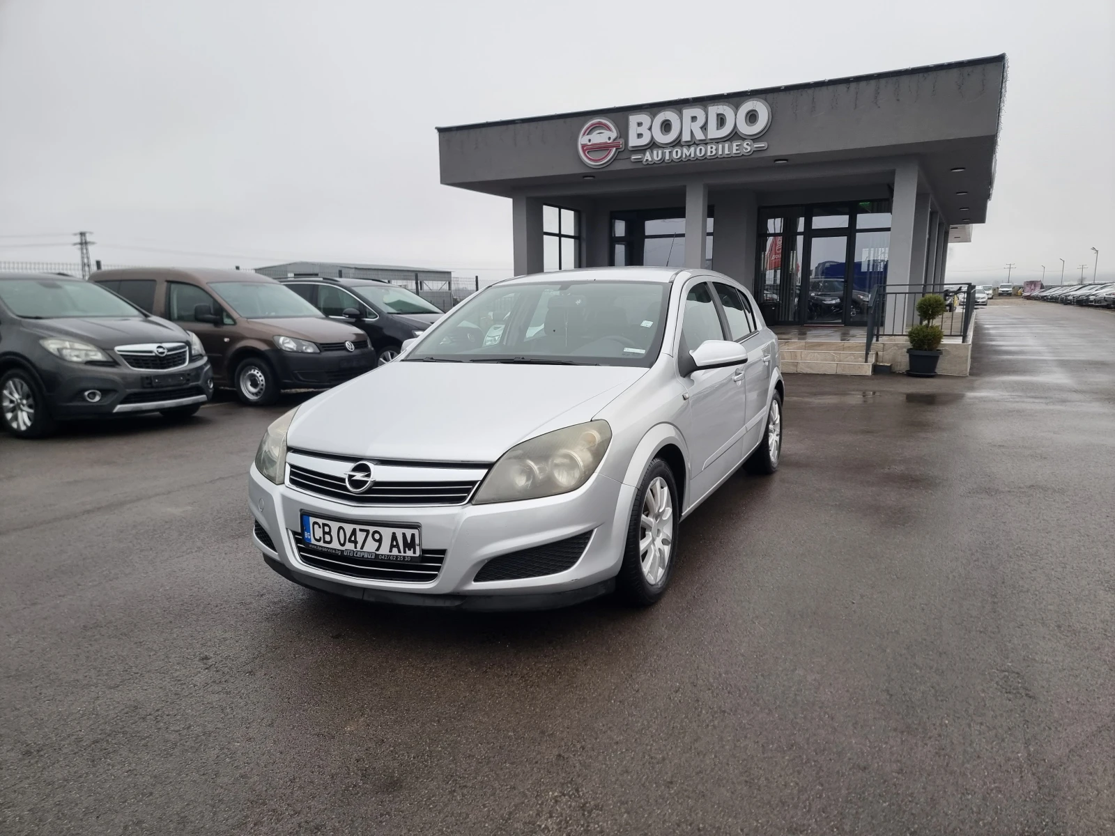 Opel Astra 1.7CDTI, снимка 2 - Автомобили и джипове - 53859271