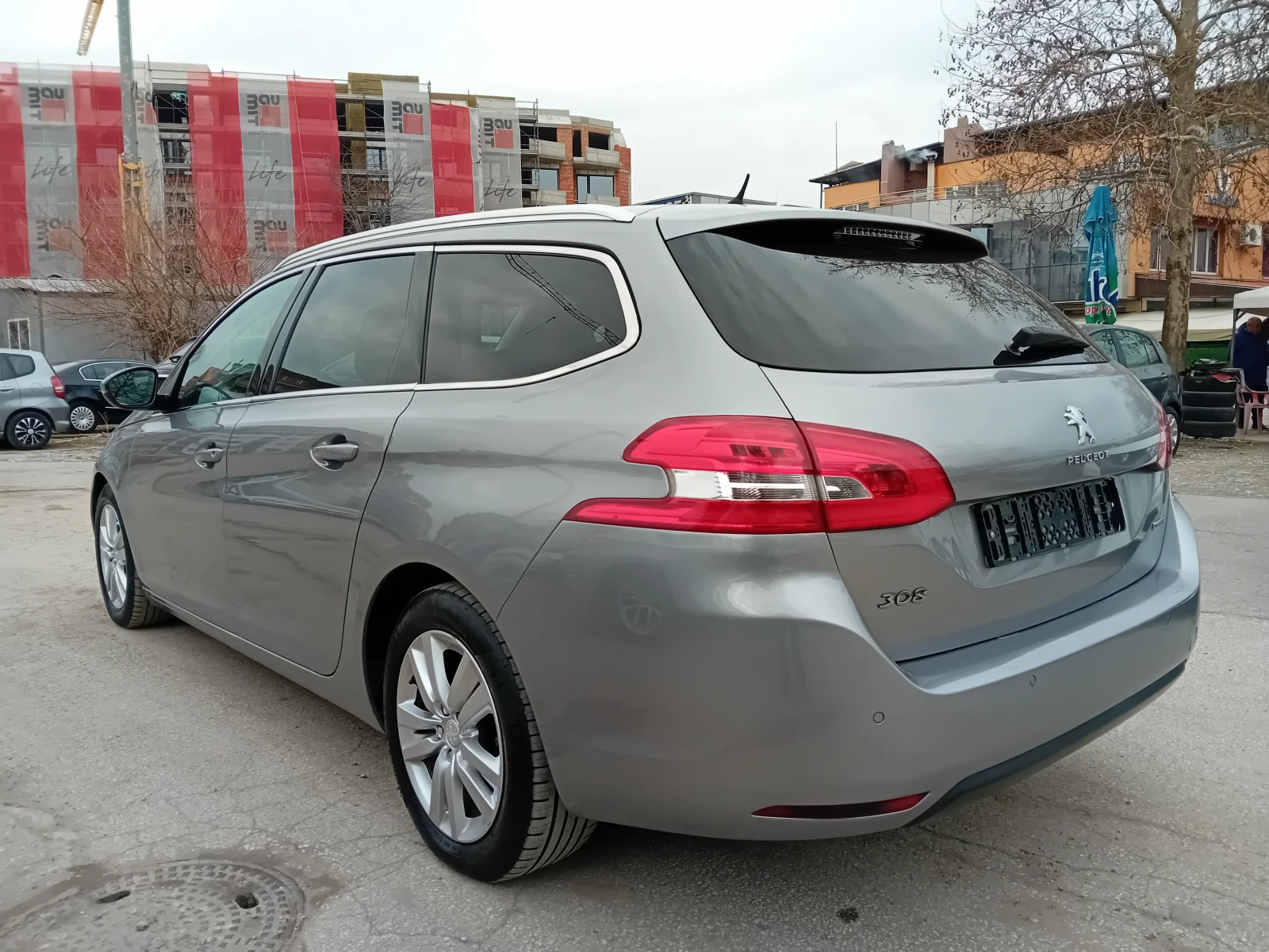 Peugeot 308 1.6HDI NAVI/KAMERA EURO 6, снимка 5 - Автомобили и джипове - 54001763