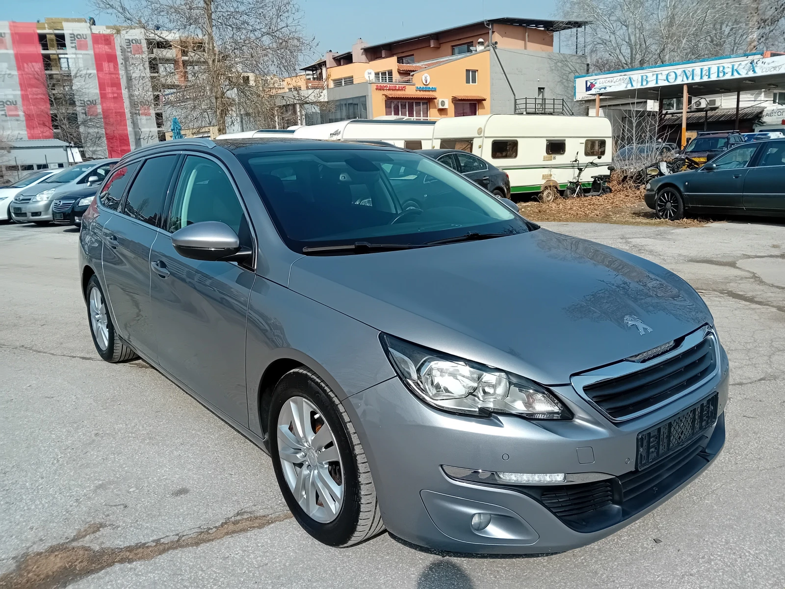 Peugeot 308 1.6HDI NAVI/KAMERA EURO 6, снимка 3 - Автомобили и джипове - 54001763