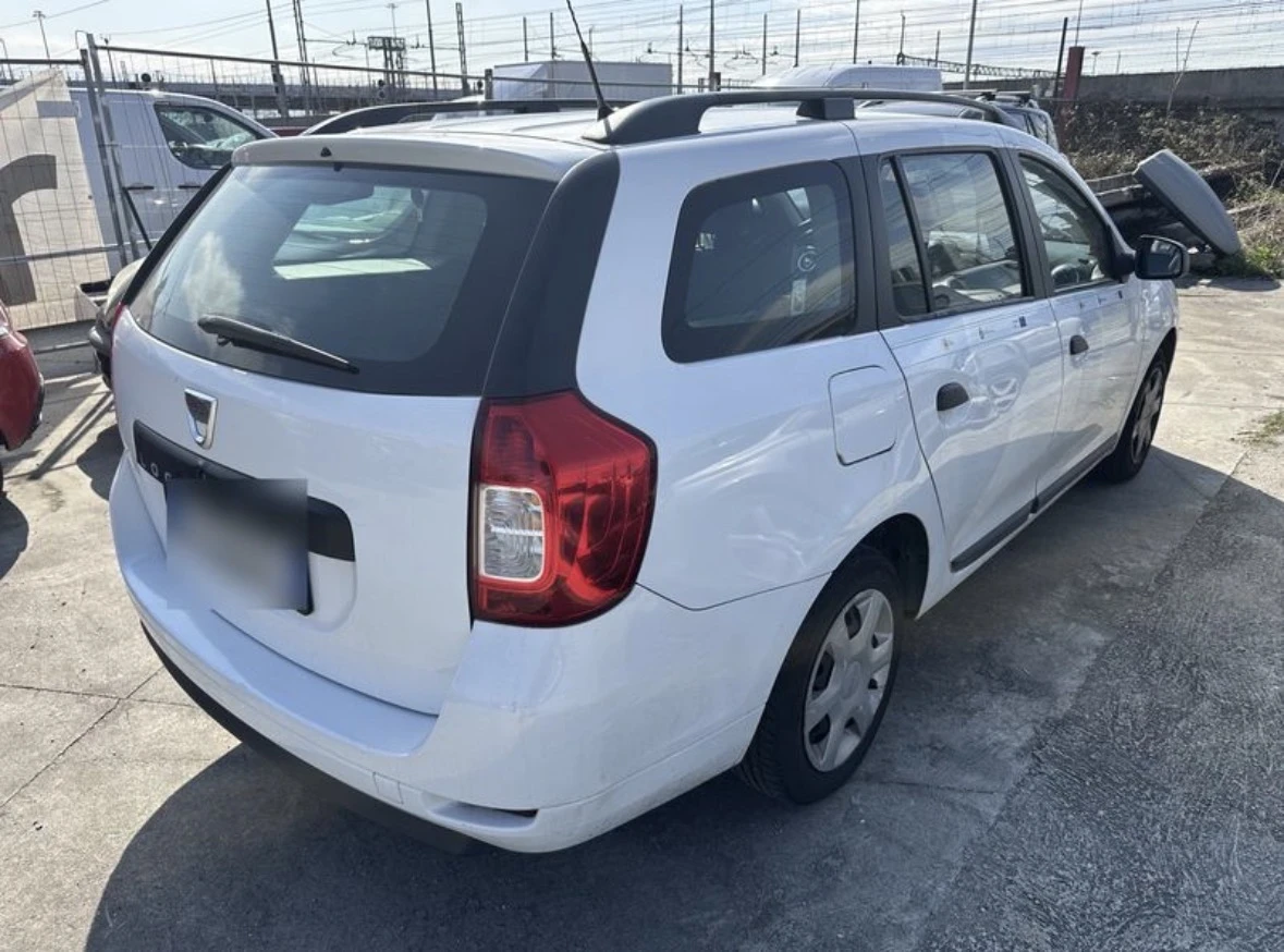 Dacia Logan 1.5dCi MCV 90ks., снимка 4 - Автомобили и джипове - 54058787