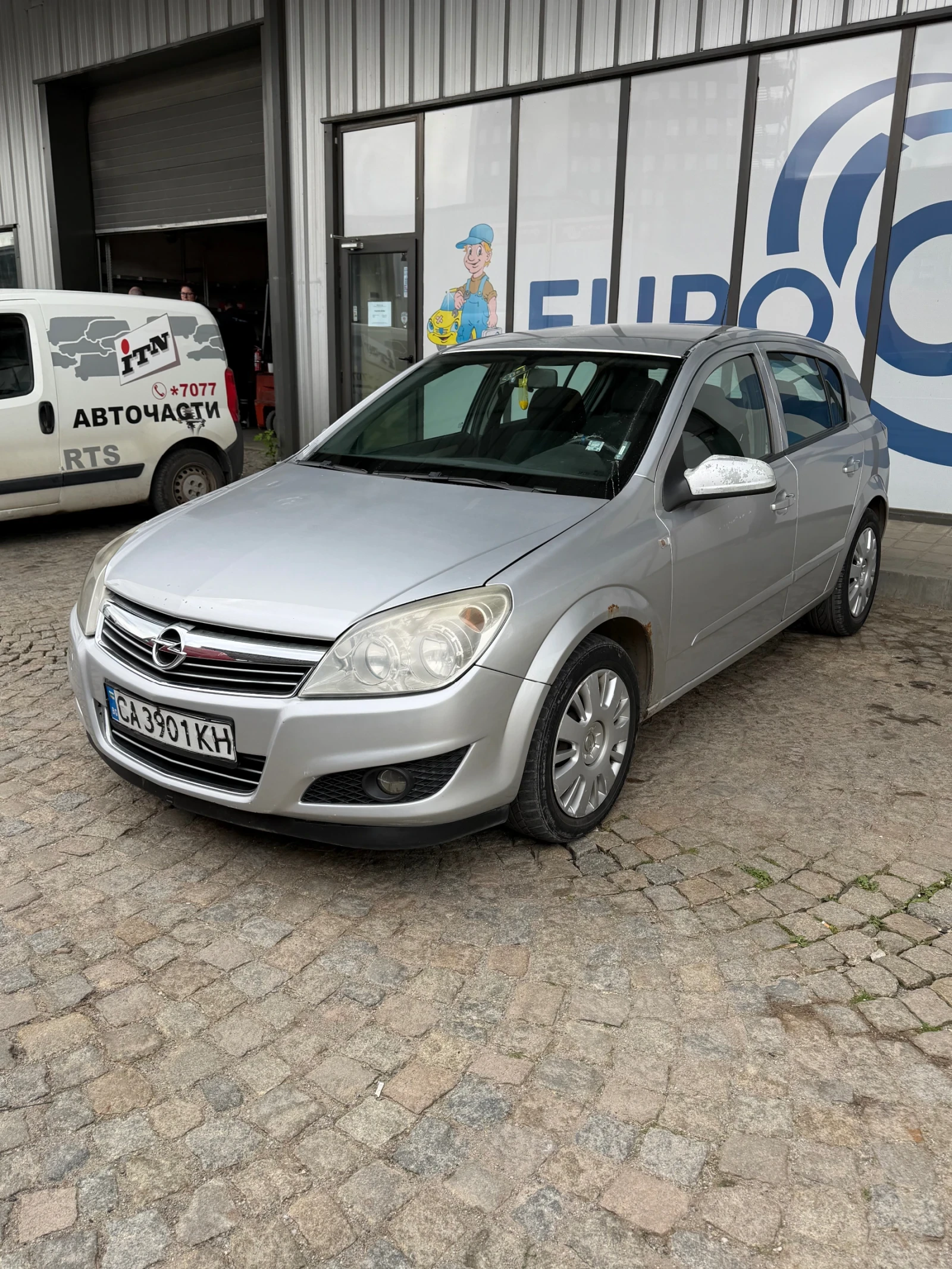 Opel Astra, снимка 3 - Автомобили и джипове - 54474160