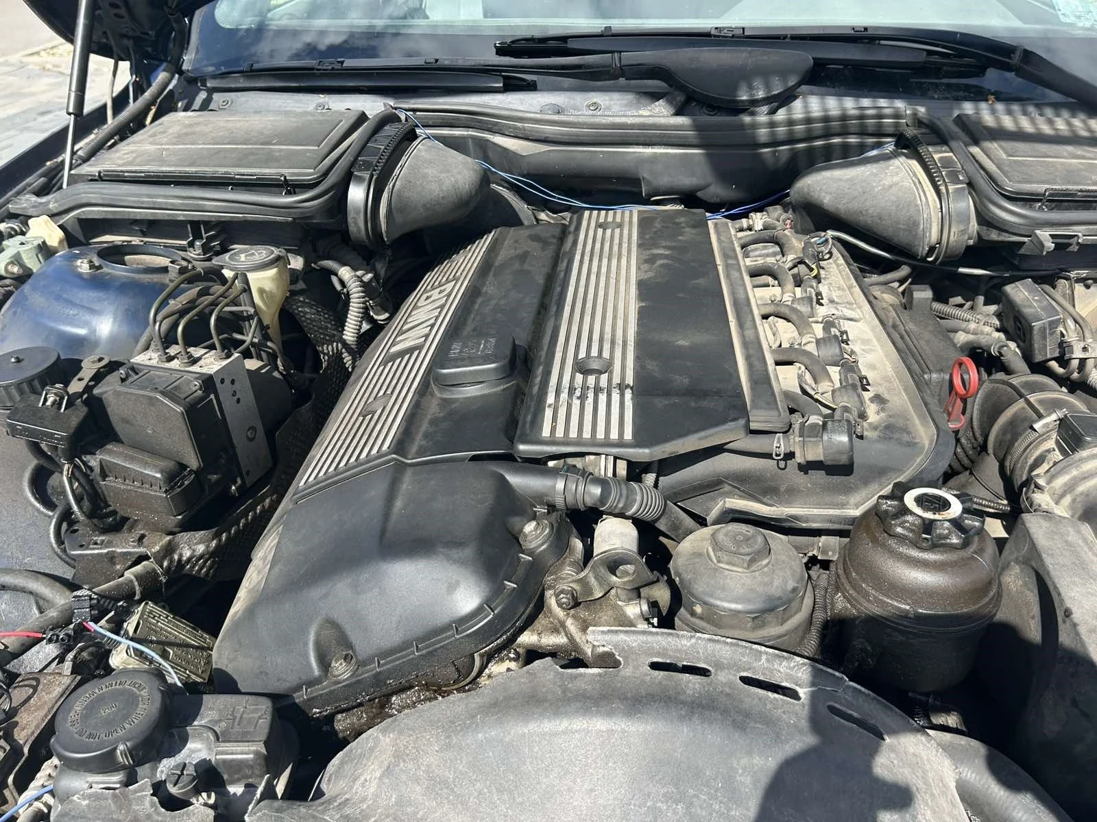 BMW 523, снимка 6 - Автомобили и джипове - 54572076