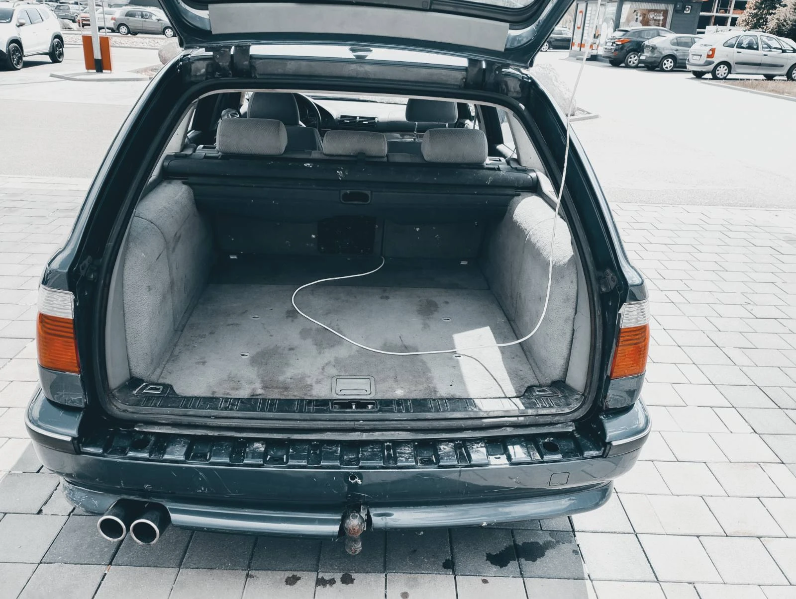 BMW 523, снимка 9 - Автомобили и джипове - 54572076