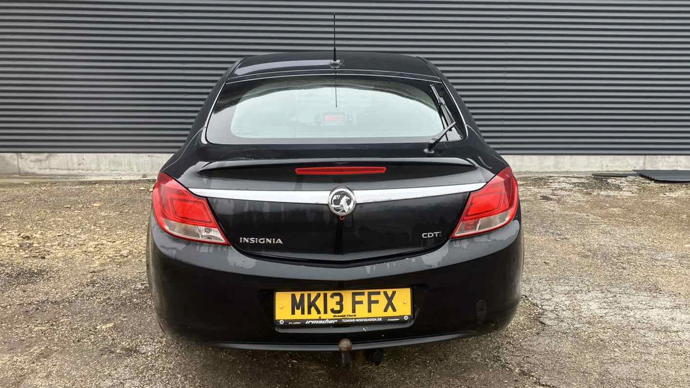 Opel Insignia, снимка 4 - Автомобили и джипове - 54594634