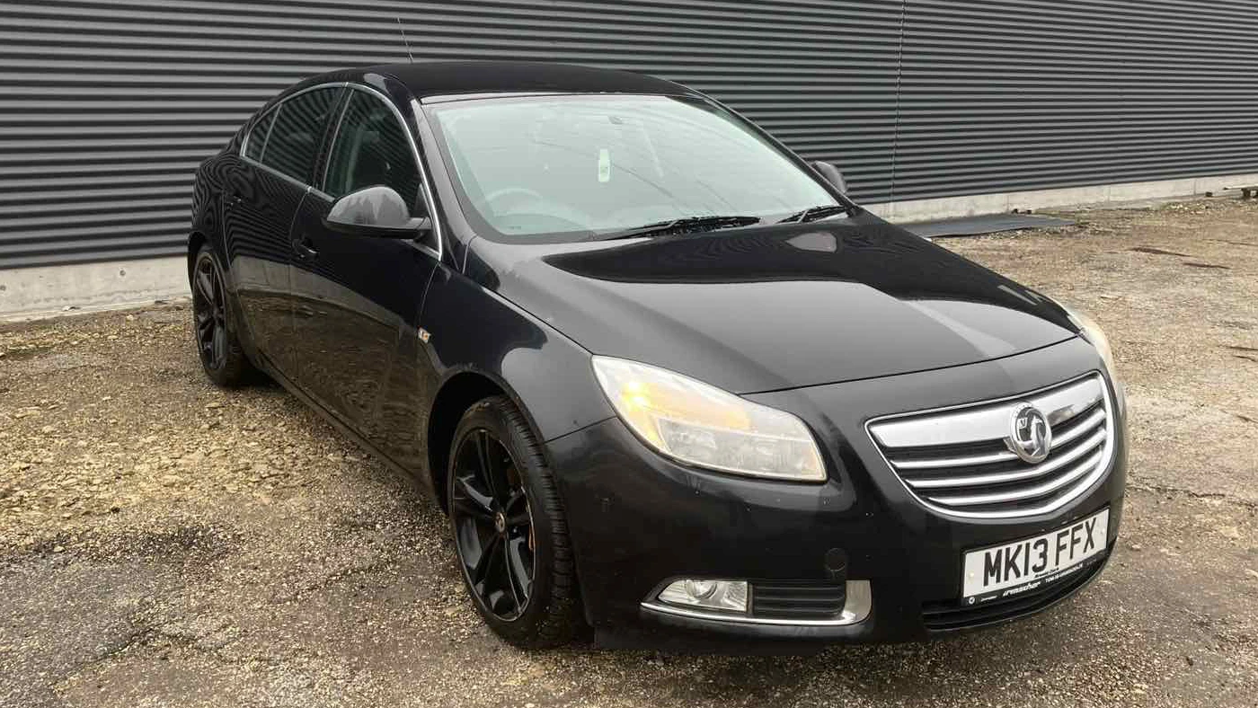 Opel Insignia, снимка 3 - Автомобили и джипове - 54594634