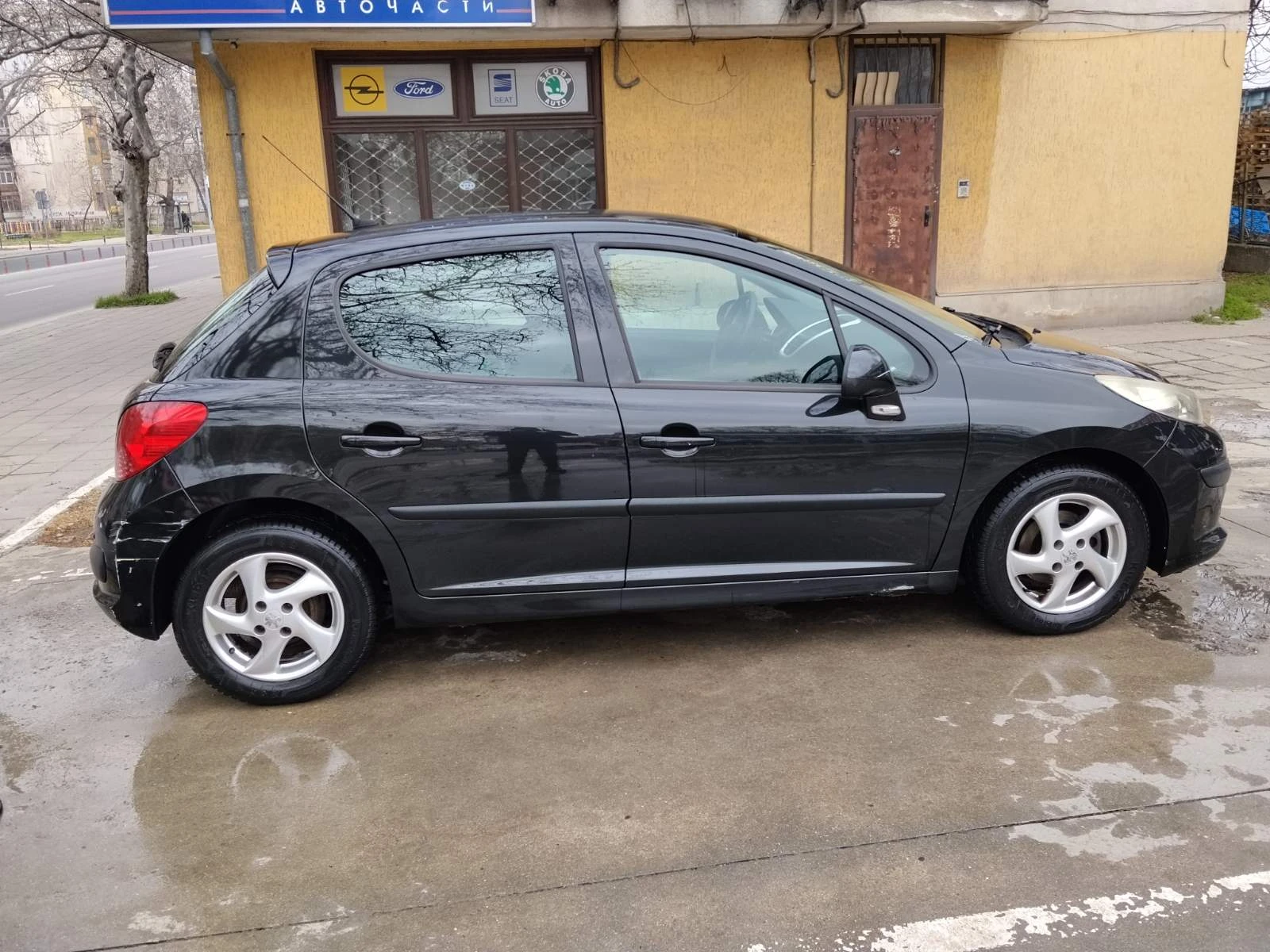 Peugeot 207, снимка 5 - Автомобили и джипове - 54606845