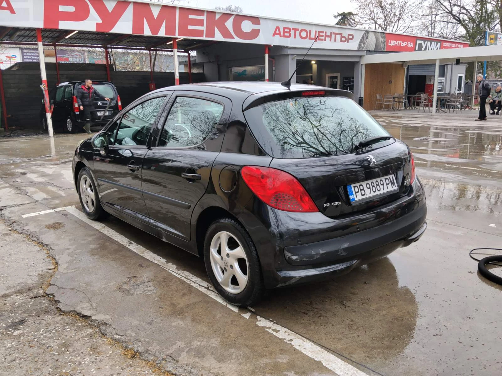 Peugeot 207, снимка 3 - Автомобили и джипове - 54606845
