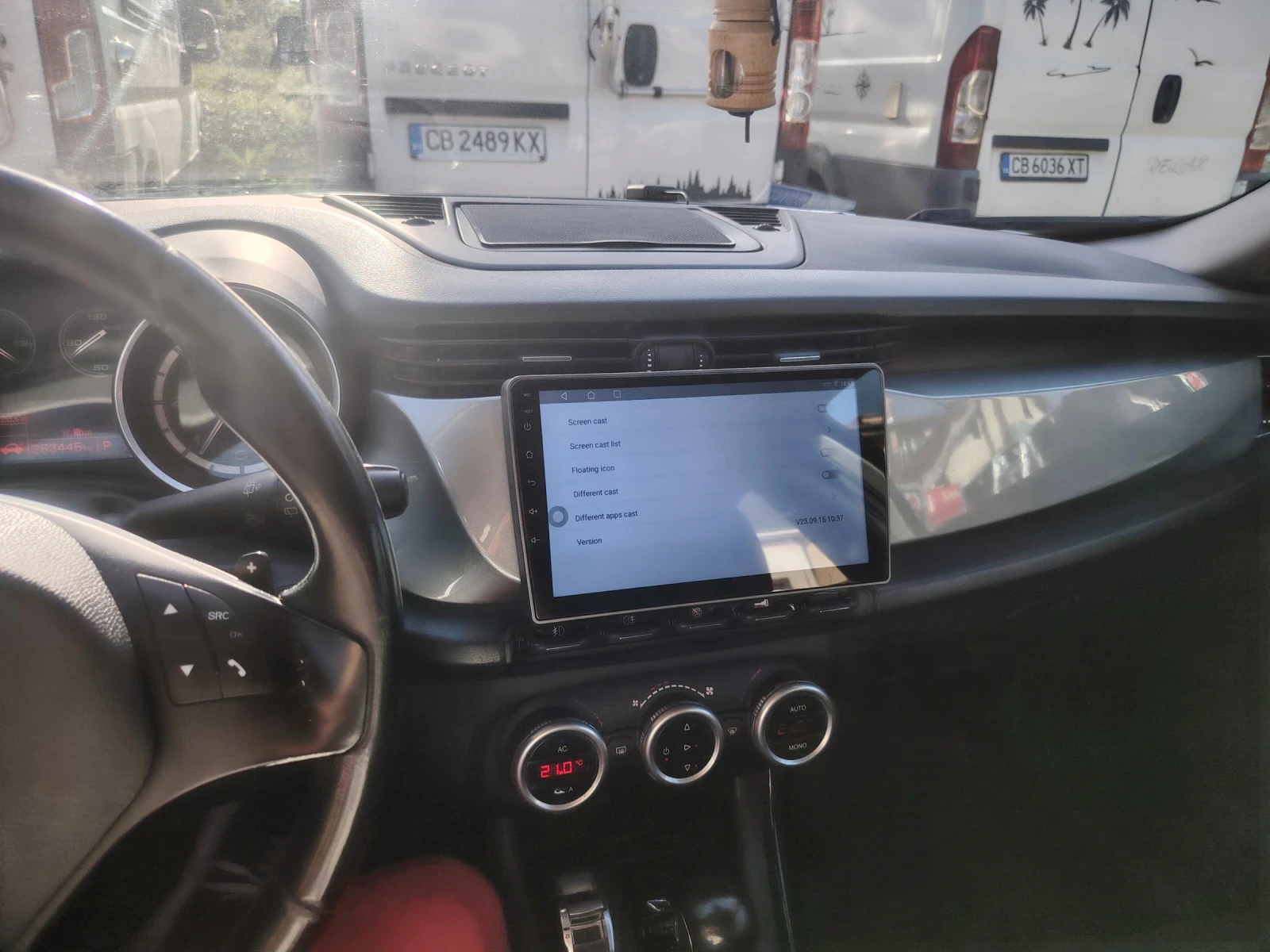 Alfa Romeo Giulietta 2.0 170кс, снимка 8 - Автомобили и джипове - 54670769
