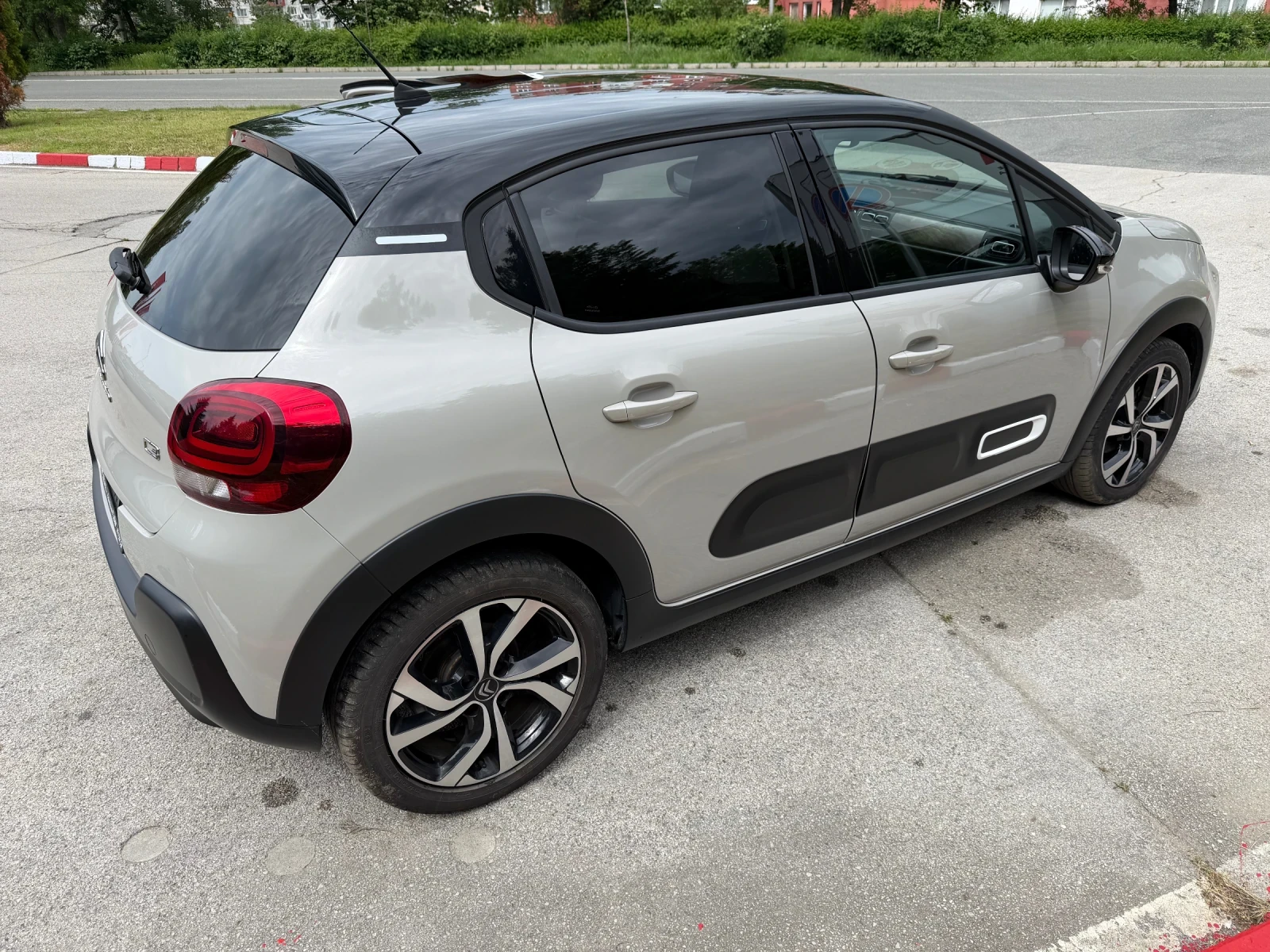 Citroen C3 PURETECH automatic, снимка 5 - Автомобили и джипове - 54745315