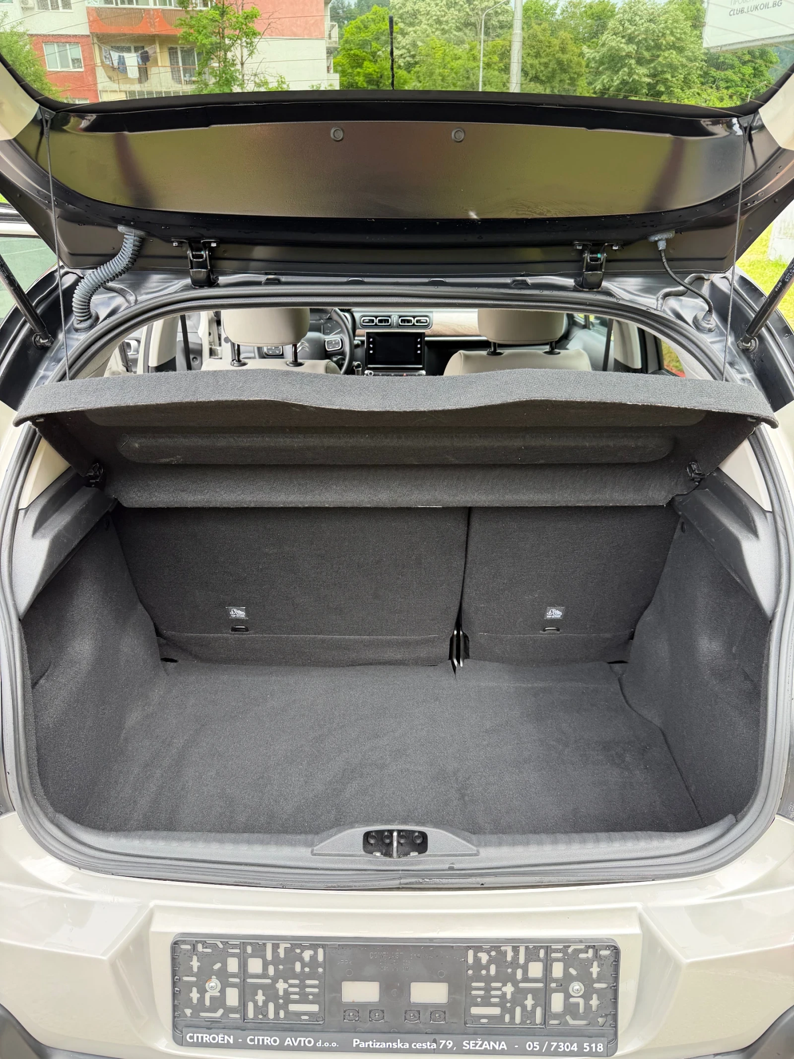 Citroen C3 PURETECH automatic, снимка 11 - Автомобили и джипове - 54745315
