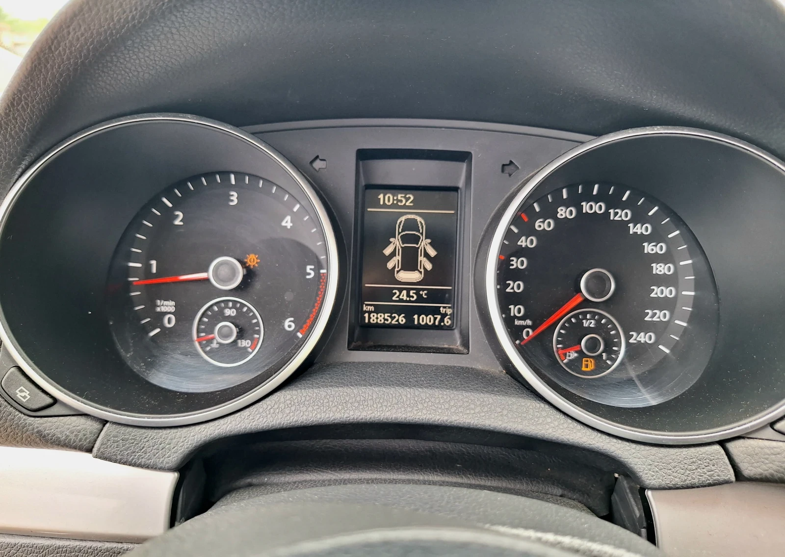 VW Golf 1.6 TDI 105кс. 4?4 ЕВРО 5, снимка 16 - Автомобили и джипове - 54786956