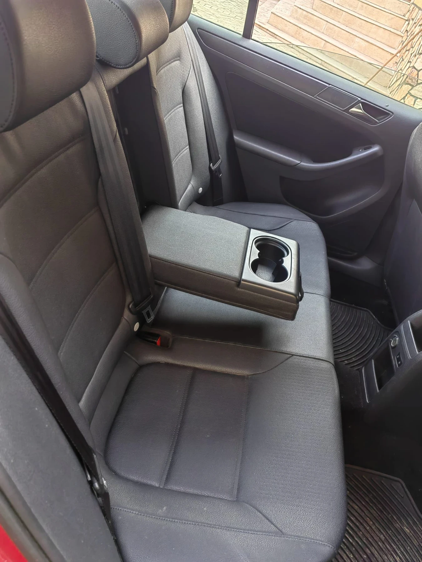 VW Jetta, снимка 7 - Автомобили и джипове - 54974664