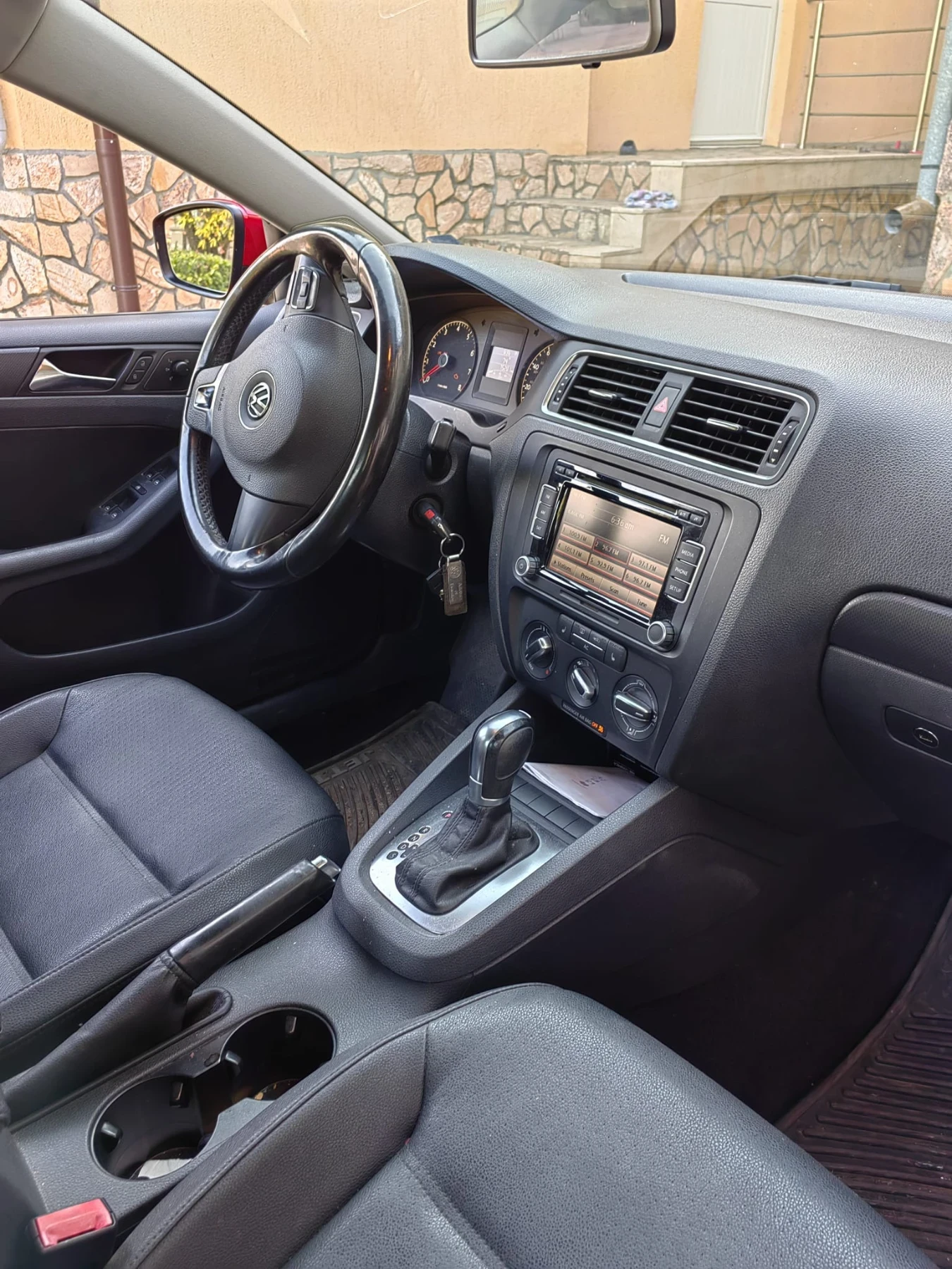 VW Jetta, снимка 6 - Автомобили и джипове - 54974664