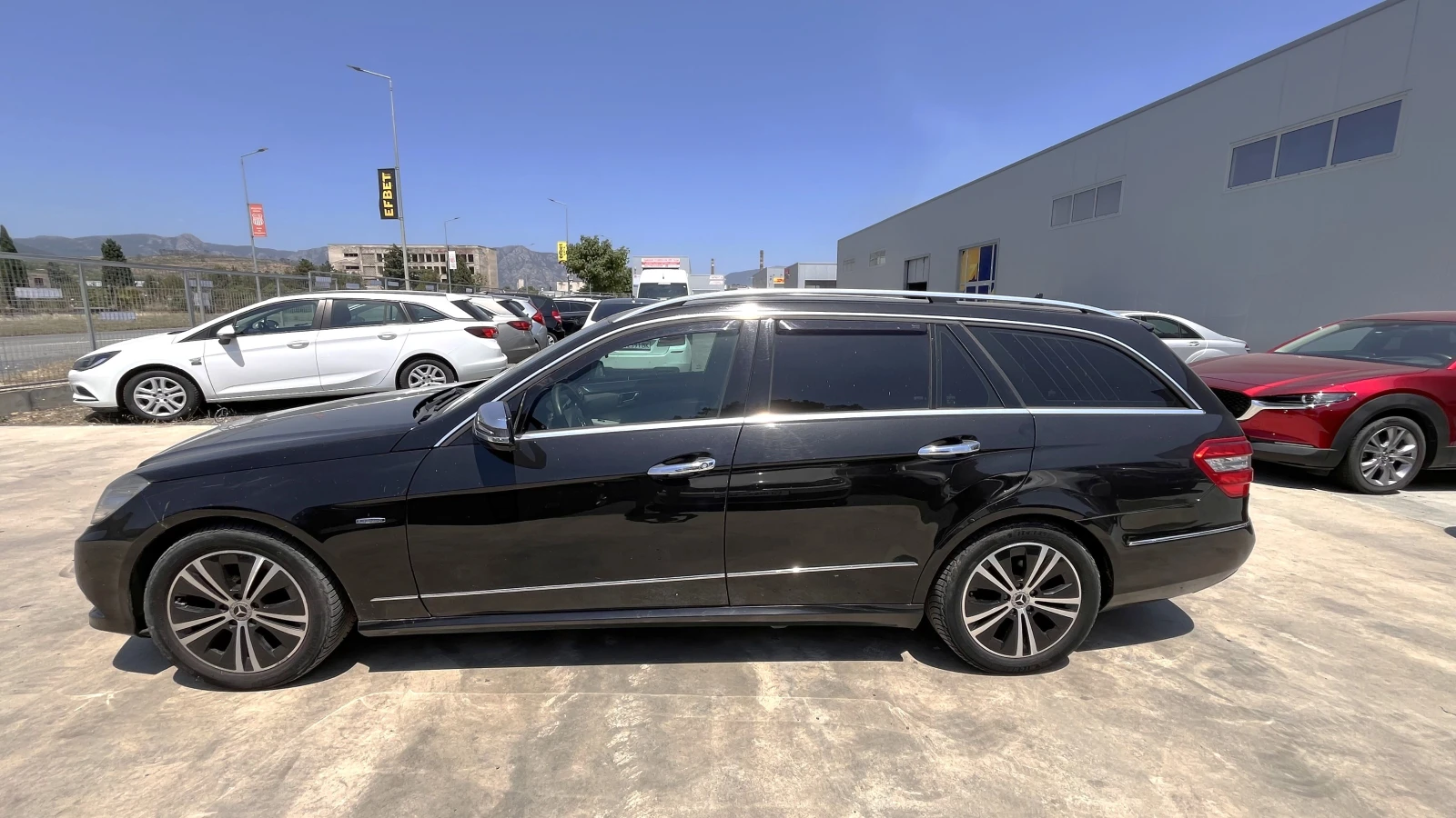 Mercedes-Benz E 350 CDI 4MATIC, снимка 5 - Автомобили и джипове - 55118141