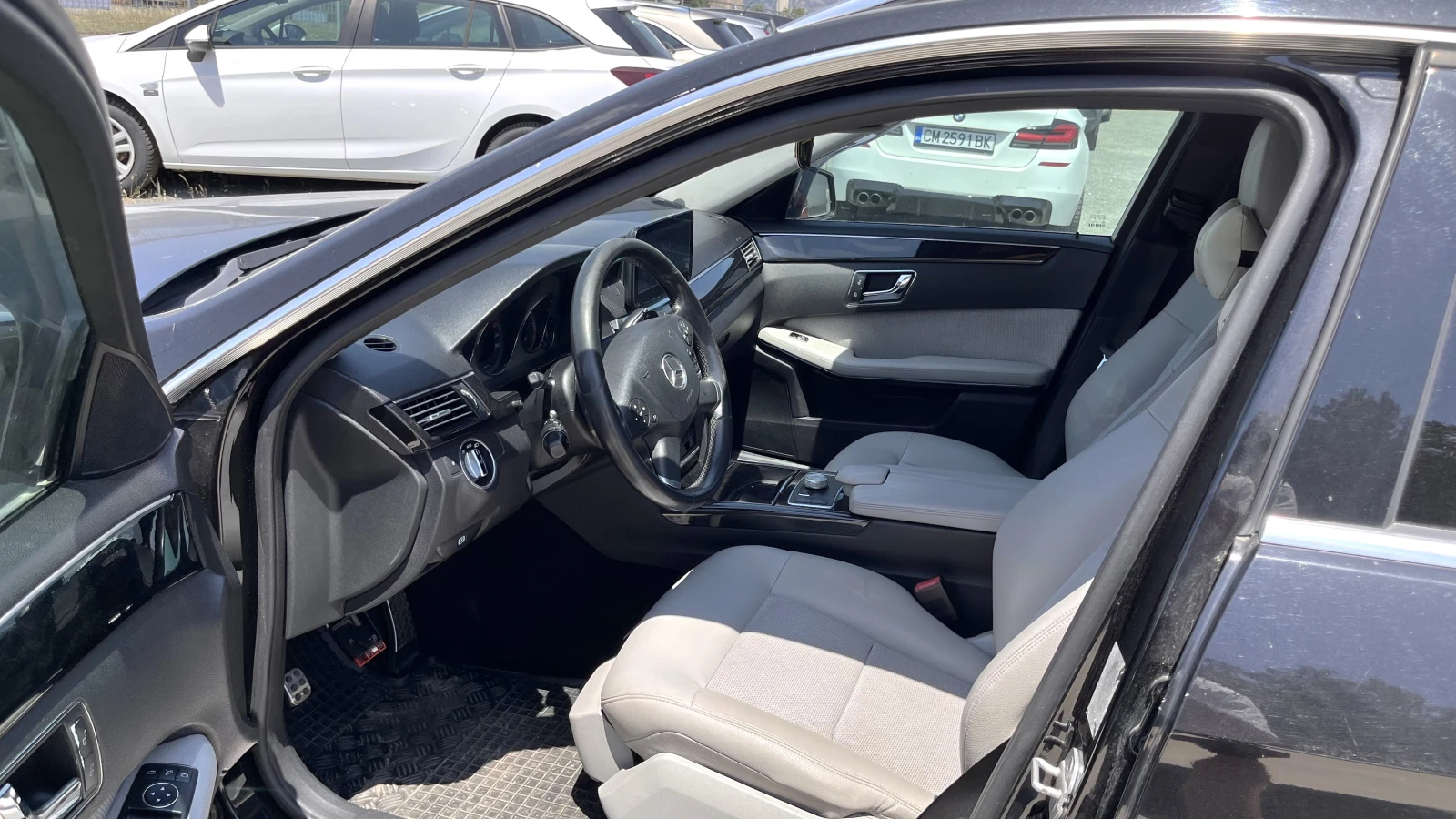 Mercedes-Benz E 350 CDI 4MATIC, снимка 7 - Автомобили и джипове - 55118141