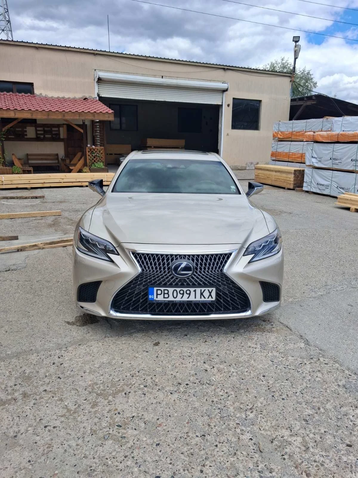 Lexus LS 500 Hybrid President В Гаранция до 2028г