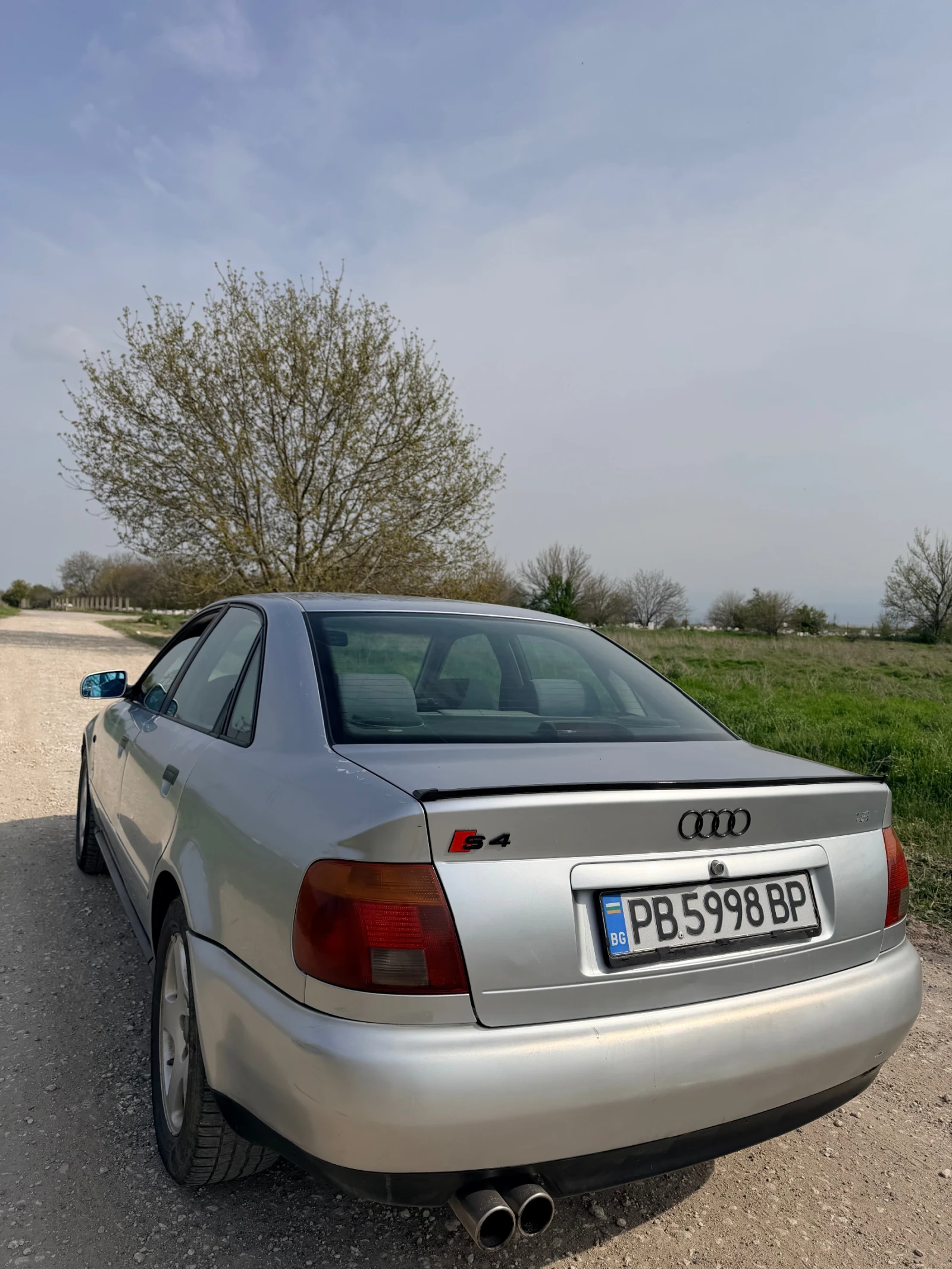 Audi A4 1.8T, снимка 7 - Автомобили и джипове - 55712322
