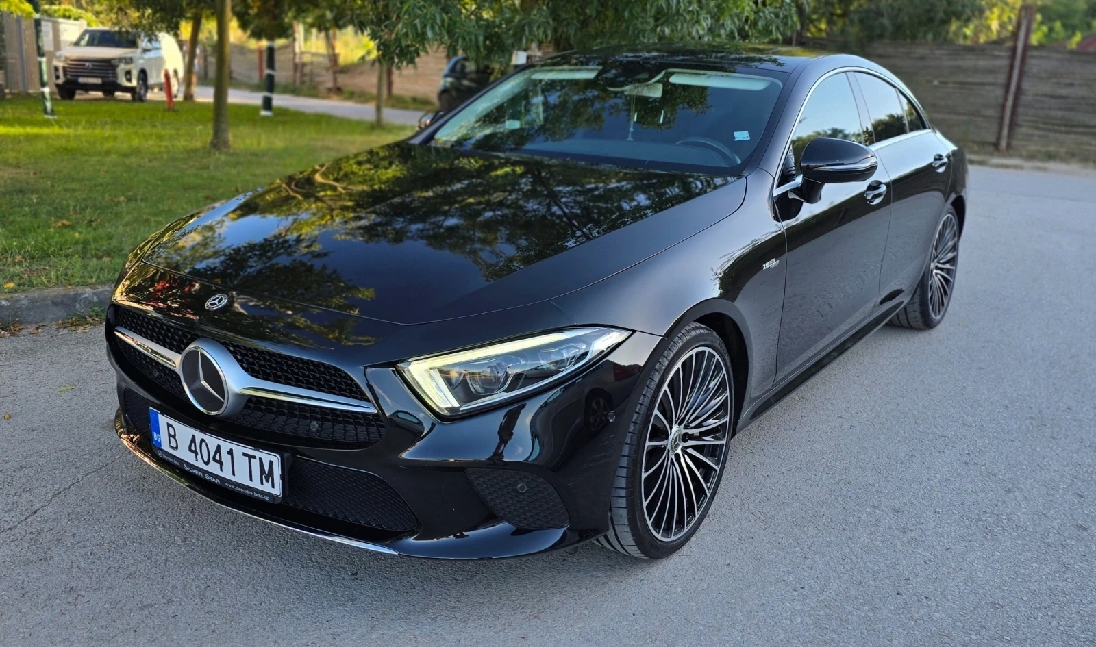 Mercedes-Benz CLS 350 4Matic, снимка 2 - Автомобили и джипове - 55737920