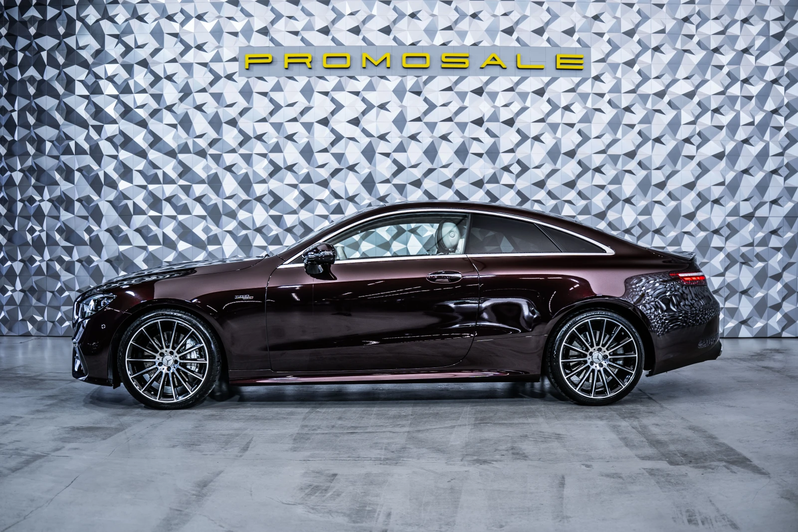 Mercedes-Benz E 53 AMG Manufaktur* Burmester* 360, снимка 3 - Автомобили и джипове - 56113554