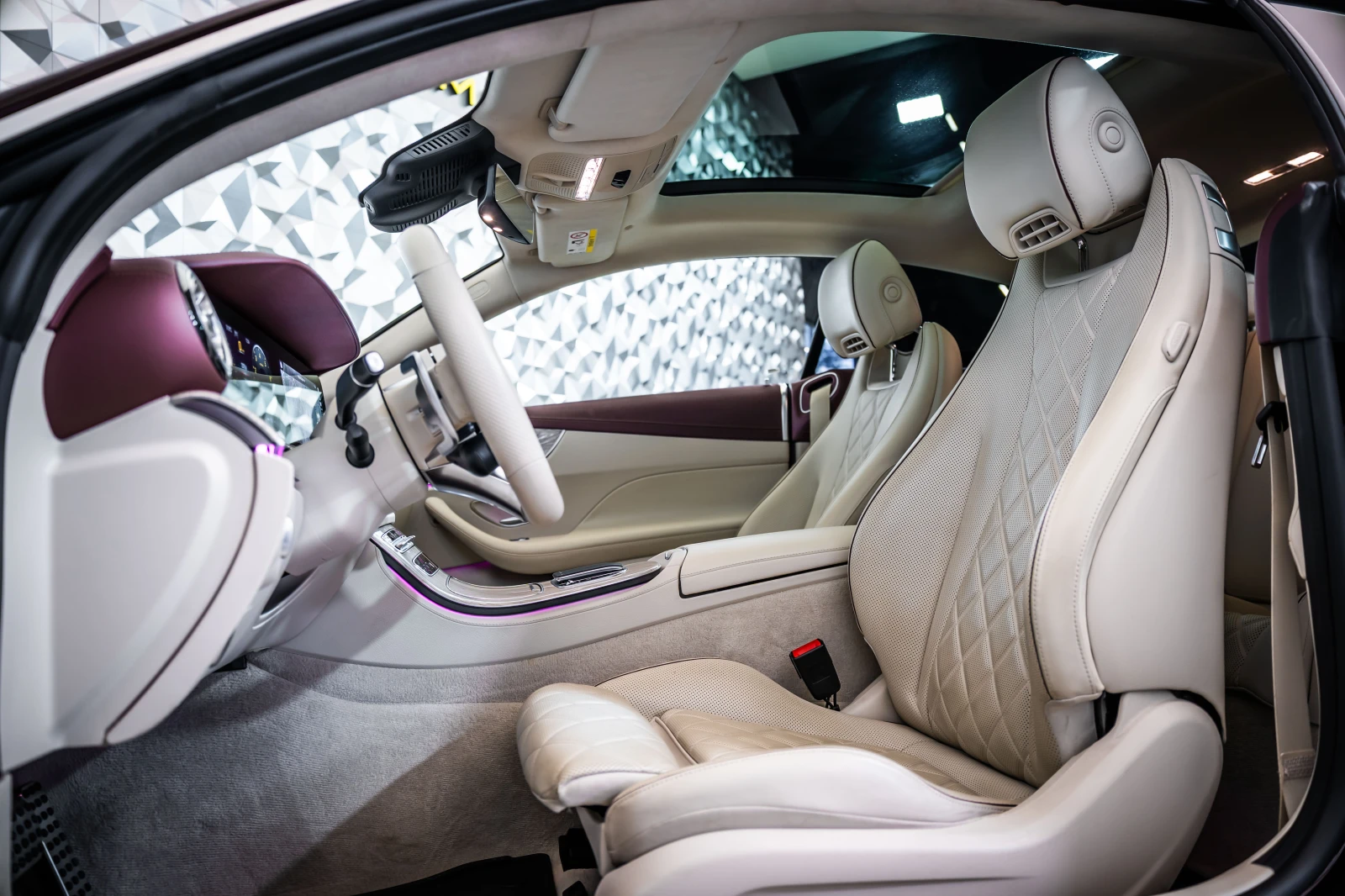Mercedes-Benz E 53 AMG Manufaktur* Burmester* 360, снимка 12 - Автомобили и джипове - 56113554
