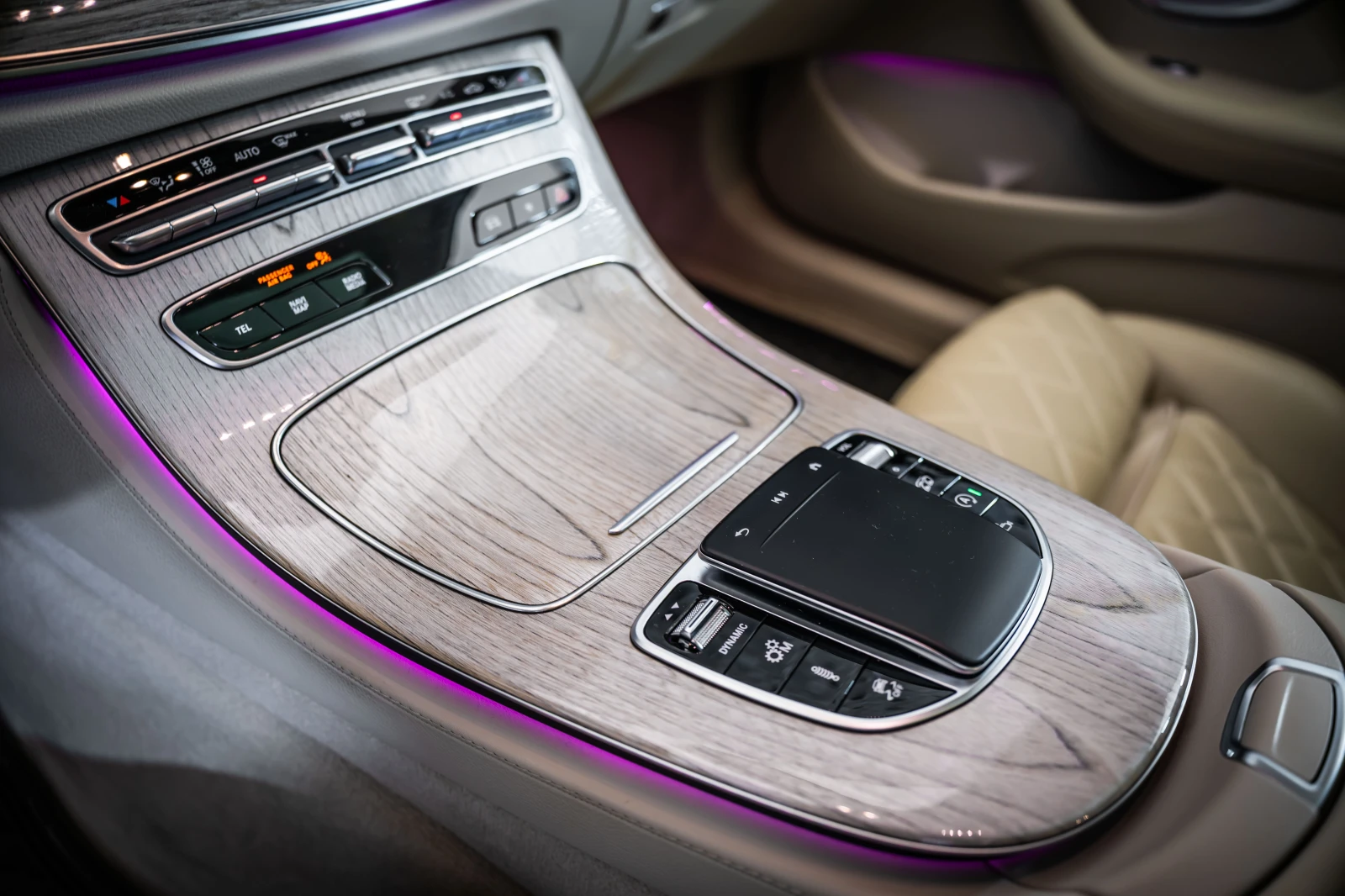 Mercedes-Benz E 53 AMG Manufaktur* Burmester* 360, снимка 9 - Автомобили и джипове - 56113554