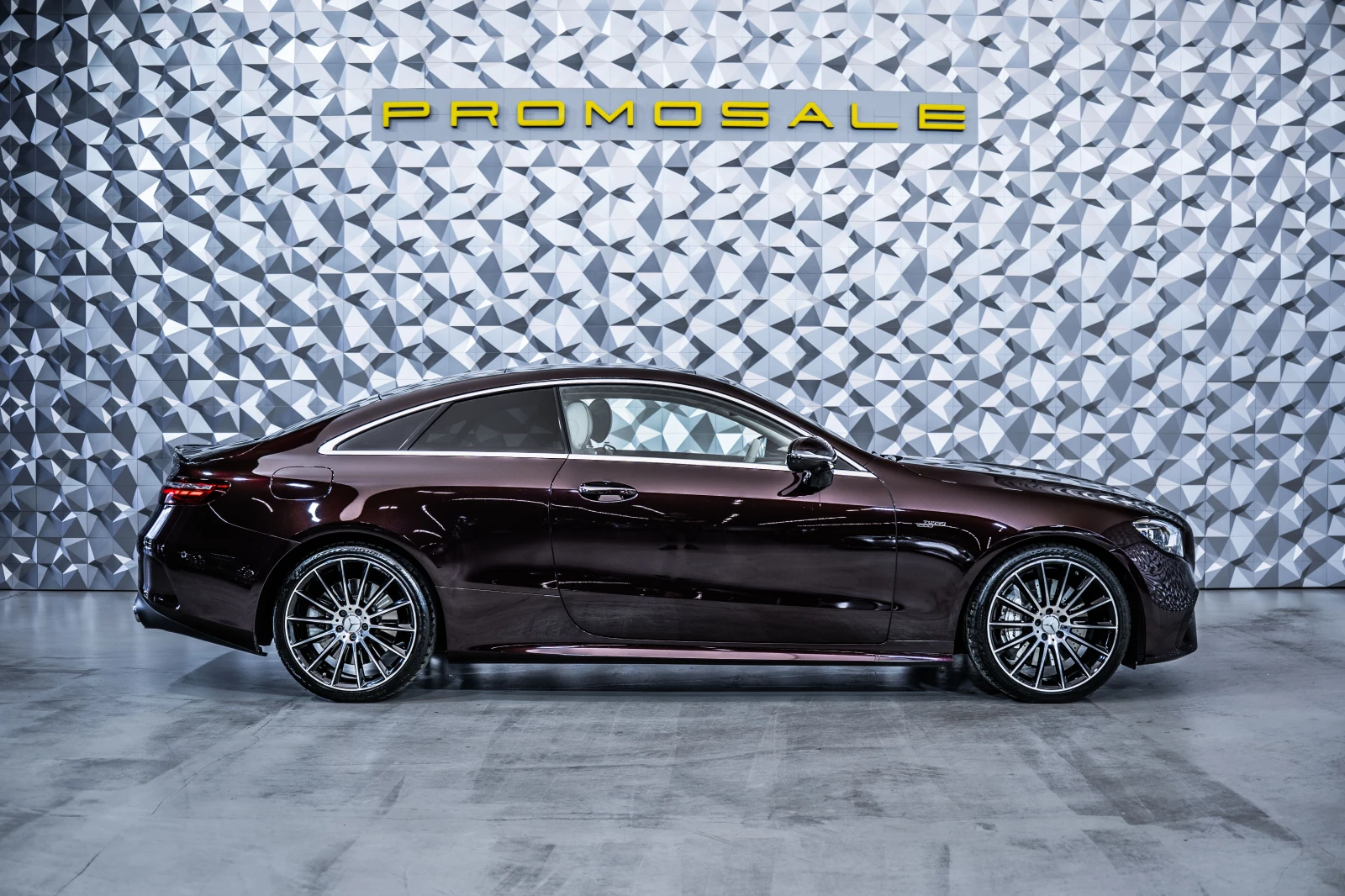 Mercedes-Benz E 53 AMG Manufaktur* Burmester* 360, снимка 6 - Автомобили и джипове - 56113554