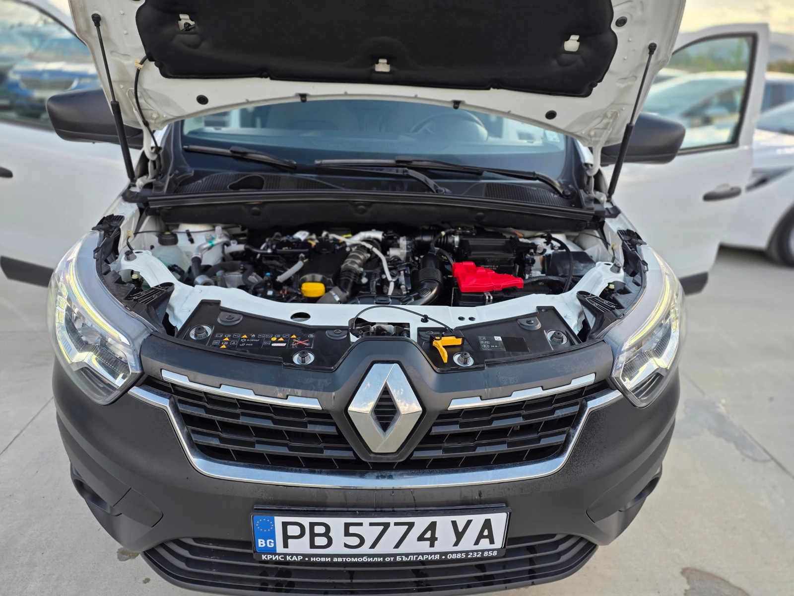 Renault Kangoo 1.5DCI-6ск, снимка 14 - Автомобили и джипове - 56246490