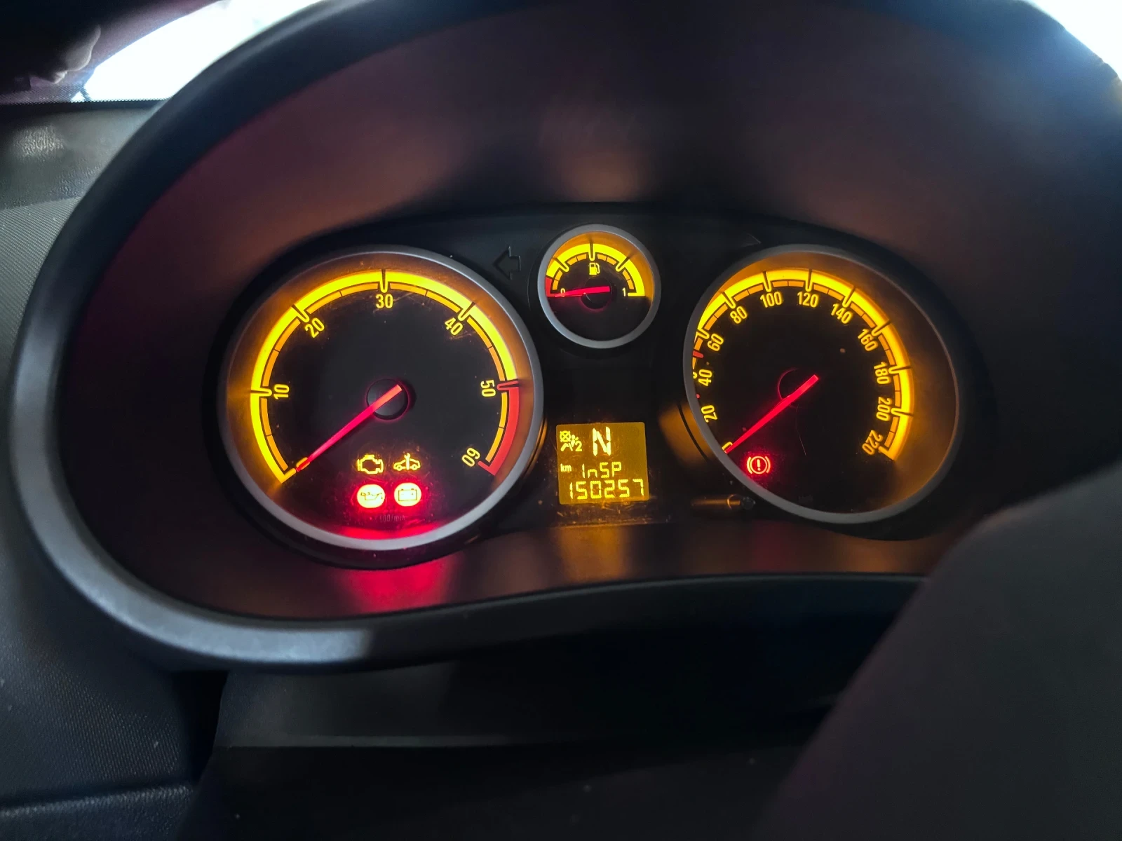 Opel Corsa D, снимка 3 - Автомобили и джипове - 56584020