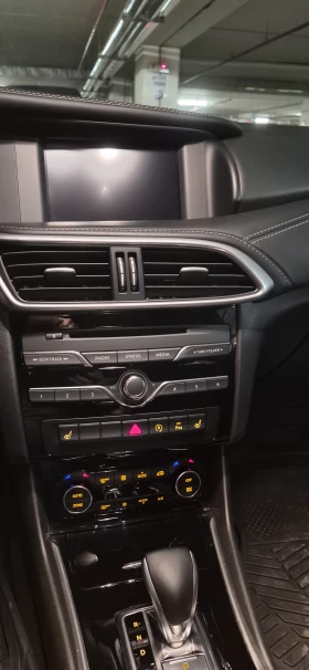 Infiniti Q30 Luxe, снимка 9