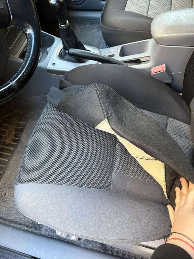 Toyota Rav4, снимка 6 - Автомобили и джипове - 52526736