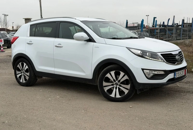 Kia Sportage Камера Нави Автомат Подгрев Кейлес, снимка 2 - Автомобили и джипове - 53470833