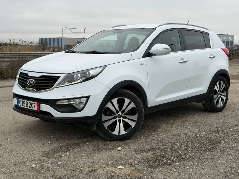Kia Sportage Камера Нави Автомат Подгрев Кейлес, снимка 3 - Автомобили и джипове - 53470833