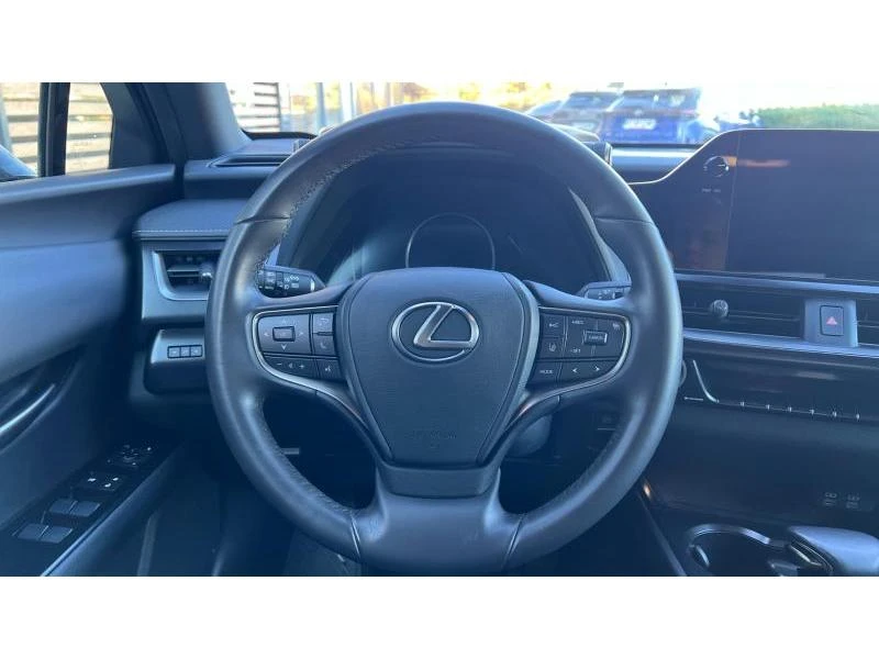 Lexus UX 250h 2.0H F-Sport | Mobile.bg   12