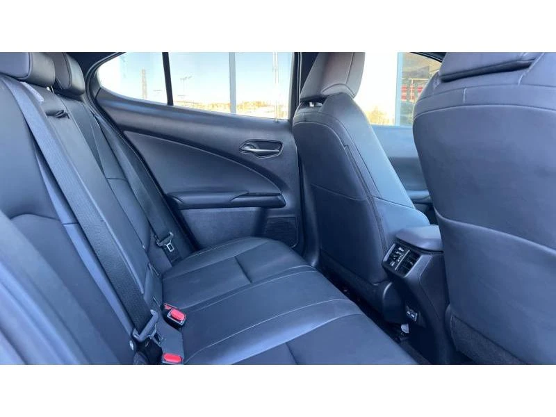 Lexus UX 250h 2.0H F-Sport | Mobile.bg   16