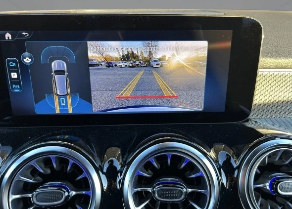 Mercedes-Benz GLB 220d 4Matic = AMG Line = Advanced Plus Гаранция - изображение 10