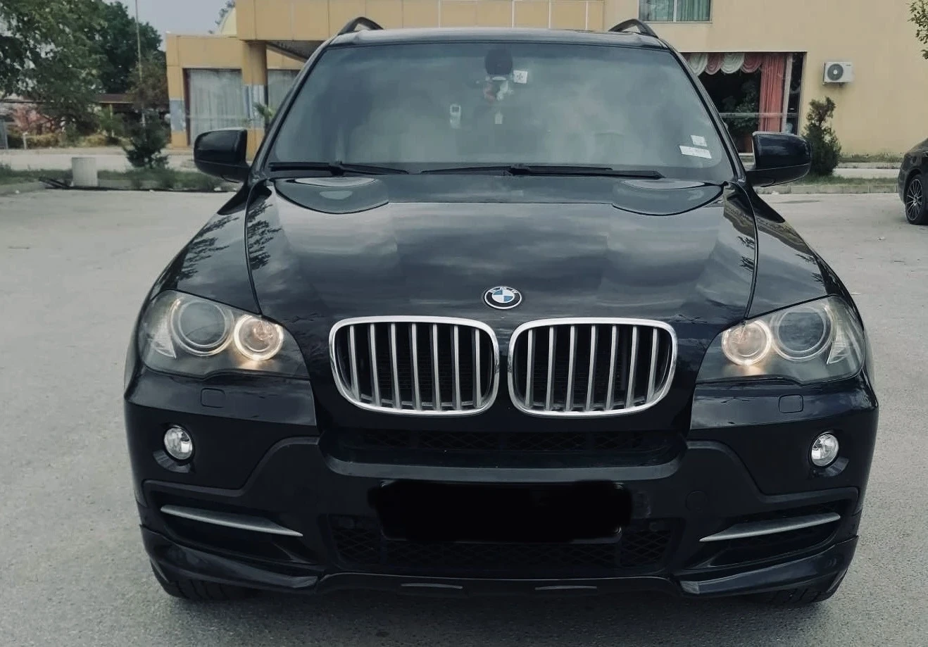 BMW X5 4.8 - изображение 10