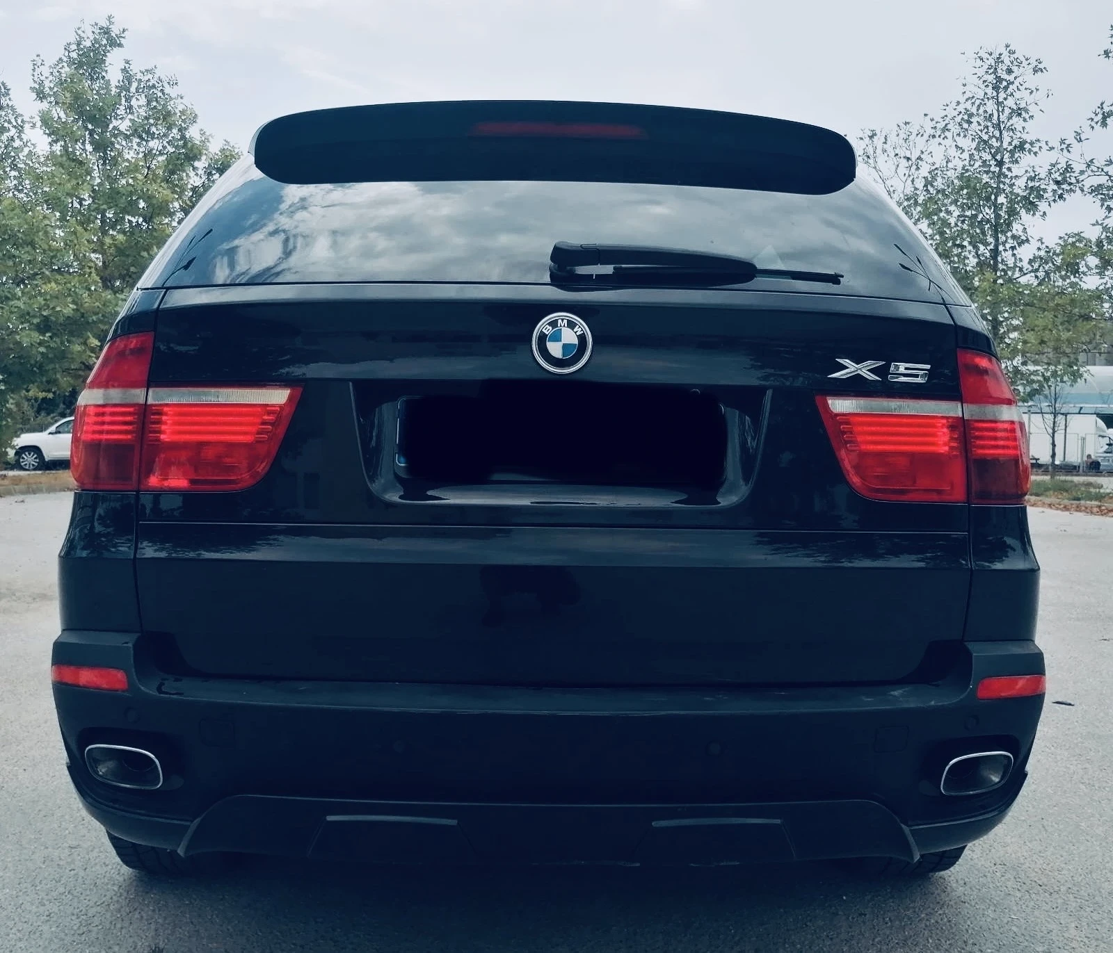 BMW X5 4.8 - изображение 8