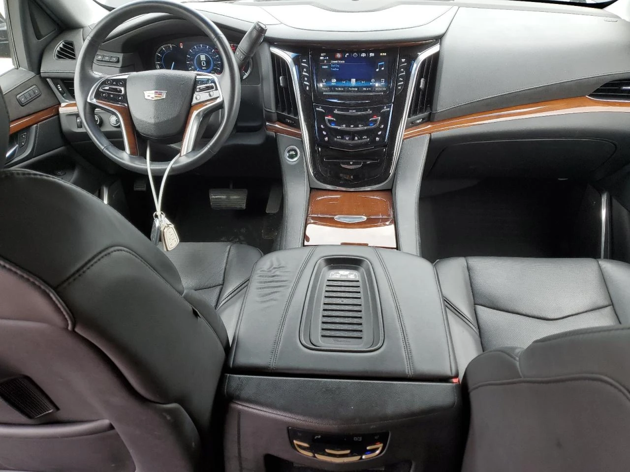 Cadillac Escalade LUXURY/4X4/ПАНОРАМА/ВИДЕО НА МОТОРА - изображение 8