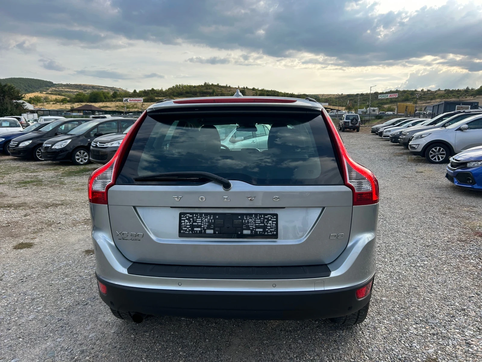 Volvo XC60 2.0d 163kc 4x4 - изображение 6
